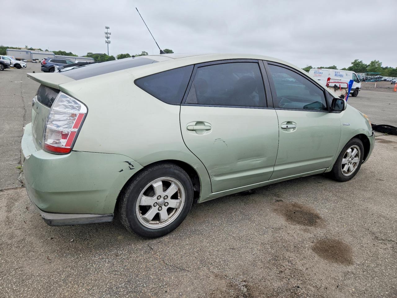 2008 Toyota Prius Touring Green vin: JTDKB20U683322489