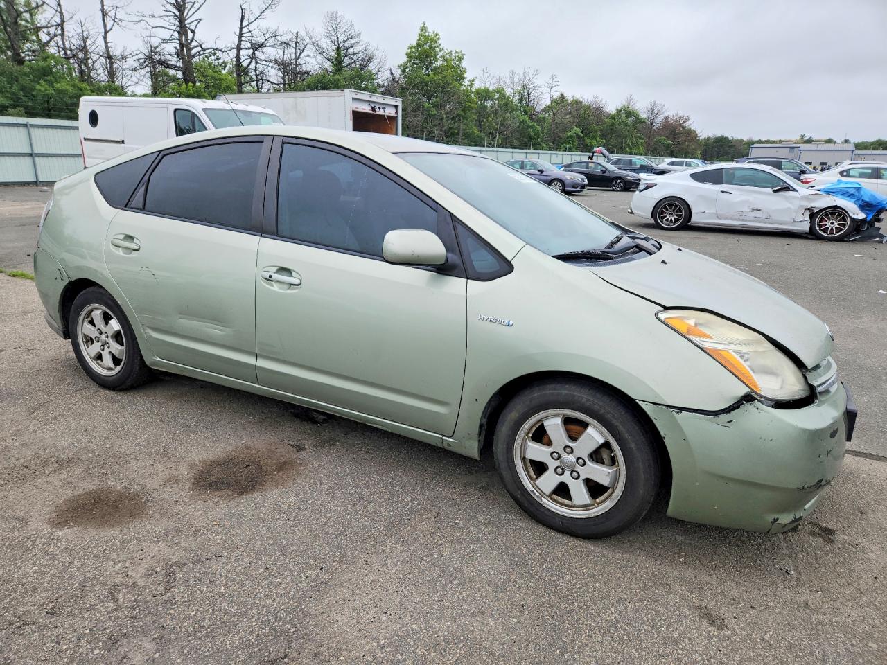 2008 Toyota Prius Touring Green vin: JTDKB20U683322489