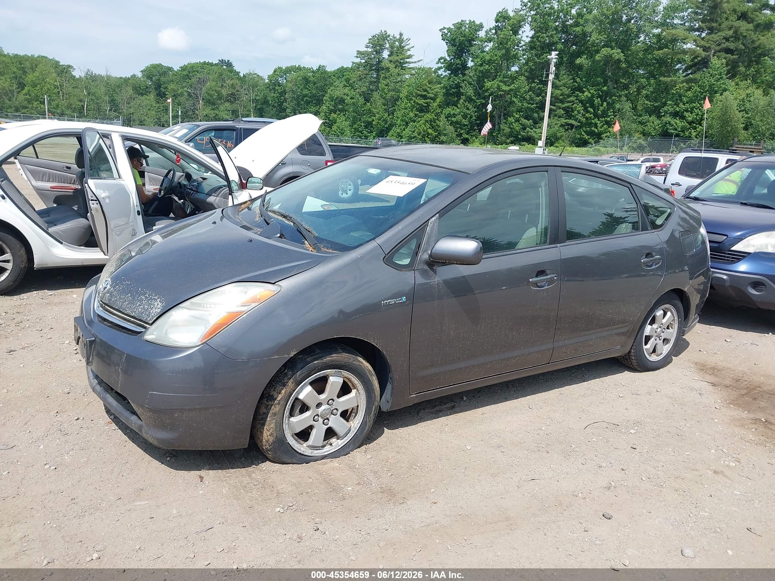 2008 Toyota Prius   Gray vin: JTDKB20U683357923