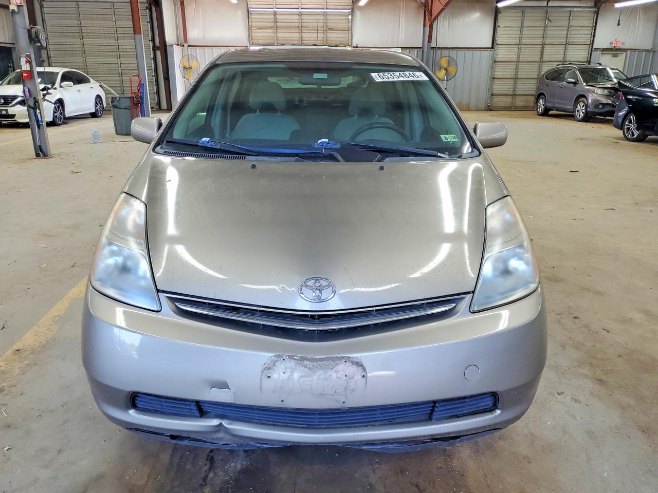 2008 Toyota Prius Base Gold vin: JTDKB20U683361986