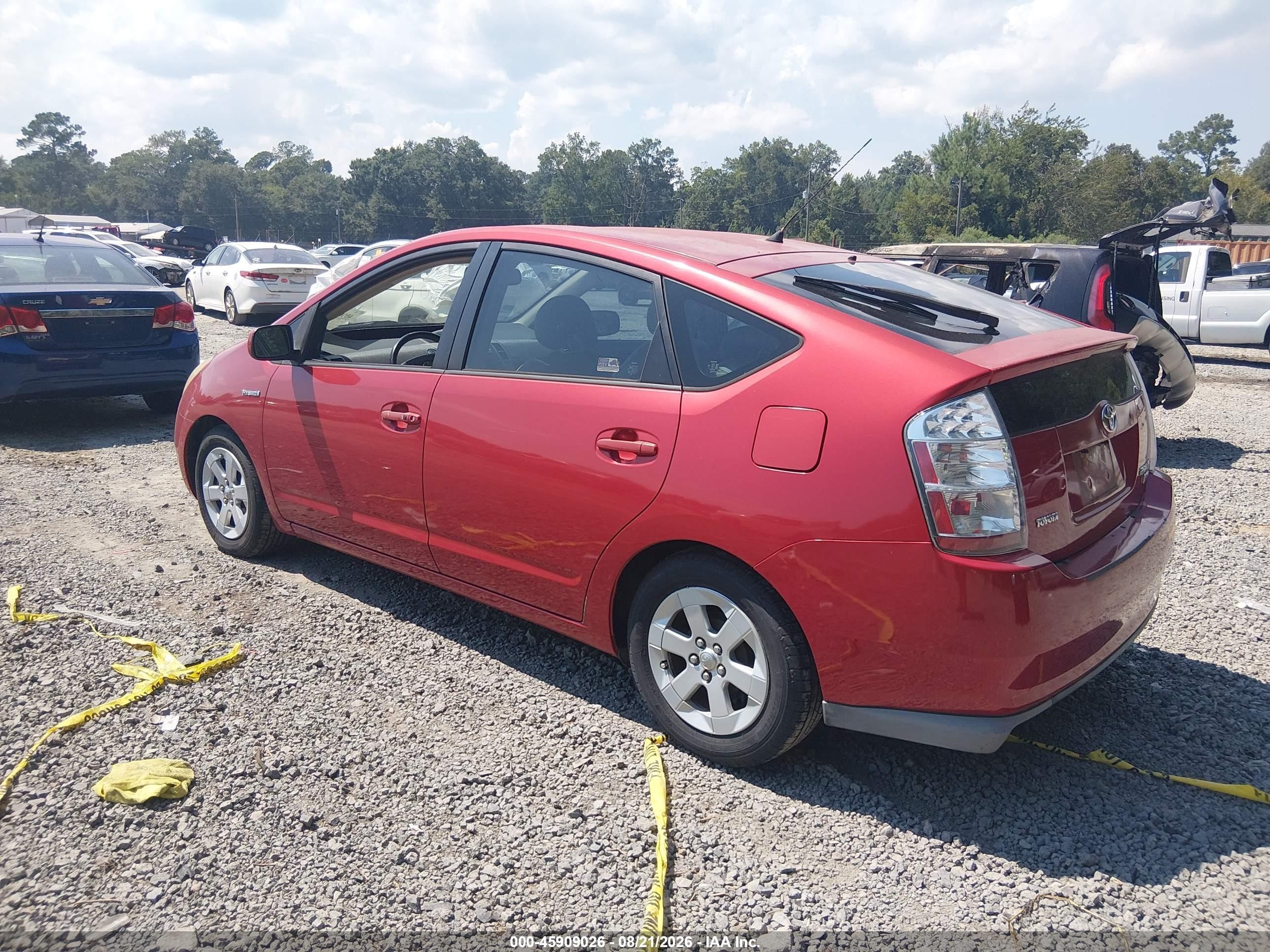 2008 Toyota Prius   Red vin: JTDKB20U683394860