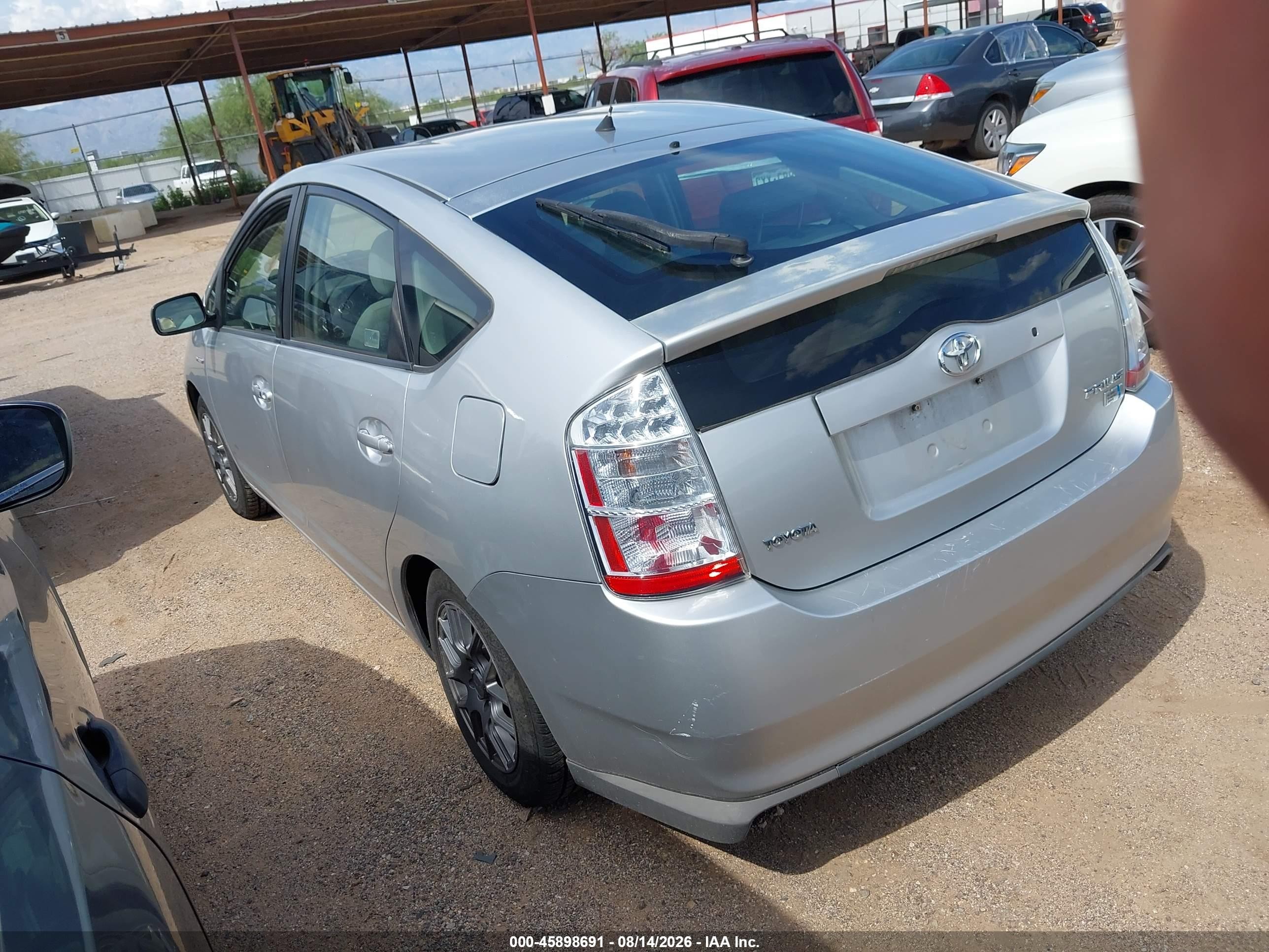 2008 Toyota Prius   Silver vin: JTDKB20U683411513