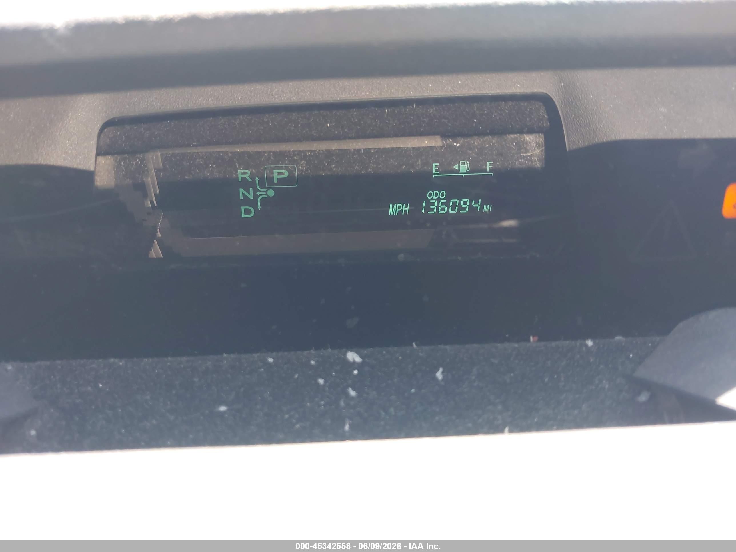 2008 Toyota Prius   Белый vin: JTDKB20U683423449