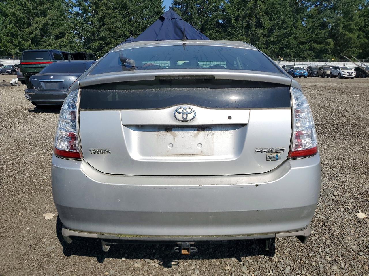 2008 Toyota Prius Base Silver vin: JTDKB20U683433642