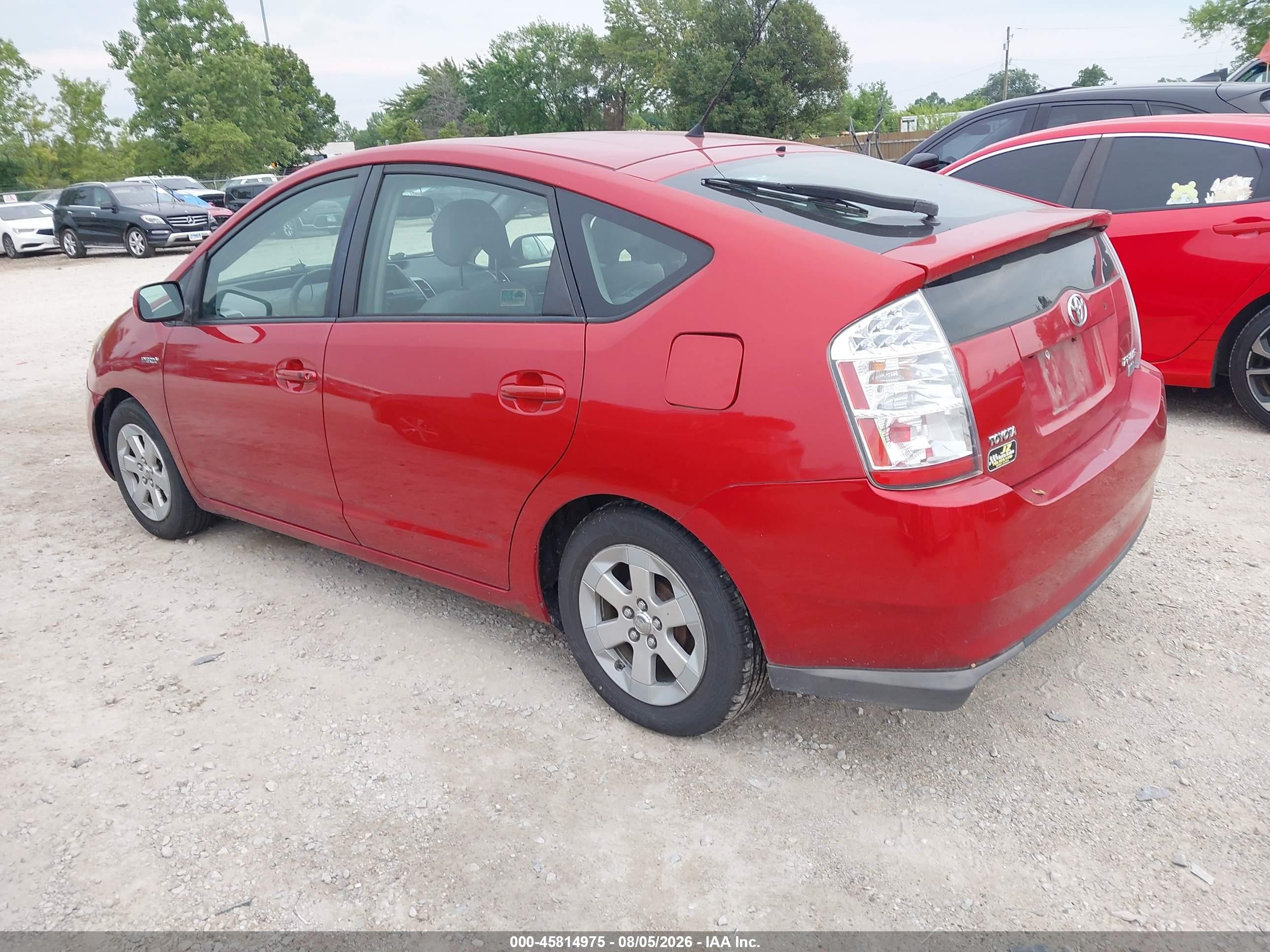 2008 Toyota Prius   Red vin: JTDKB20U687738079