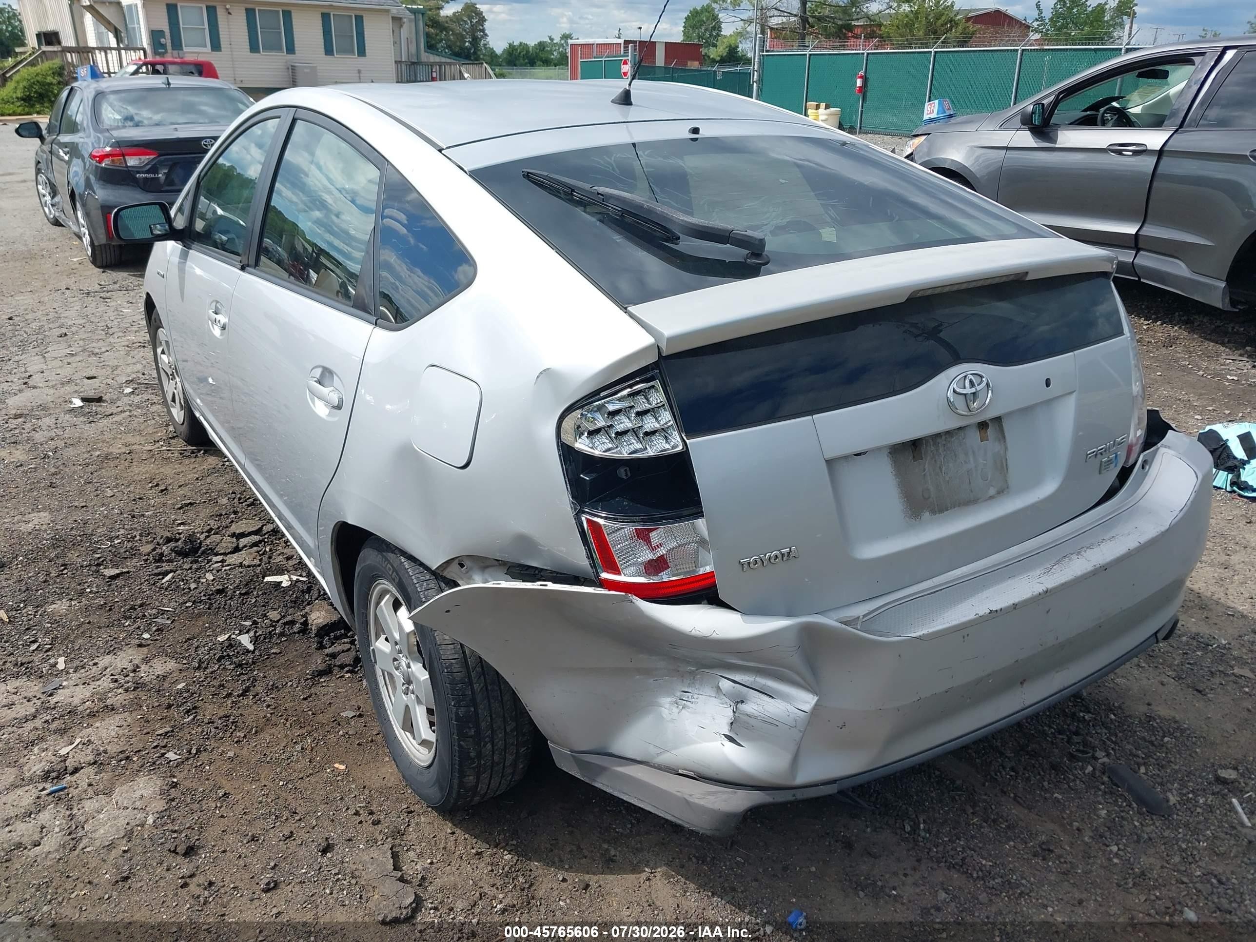 2008 Toyota Prius Silver vin: JTDKB20U687777741
