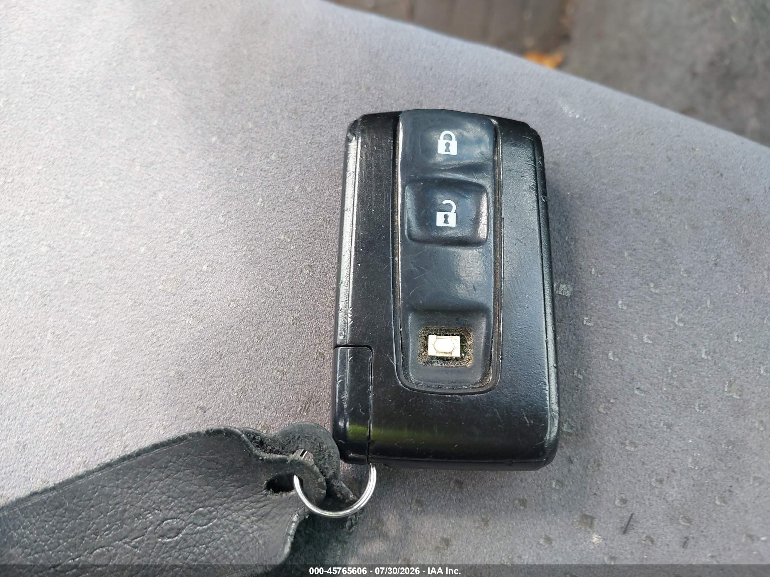 2008 Toyota Prius Silver vin: JTDKB20U687777741