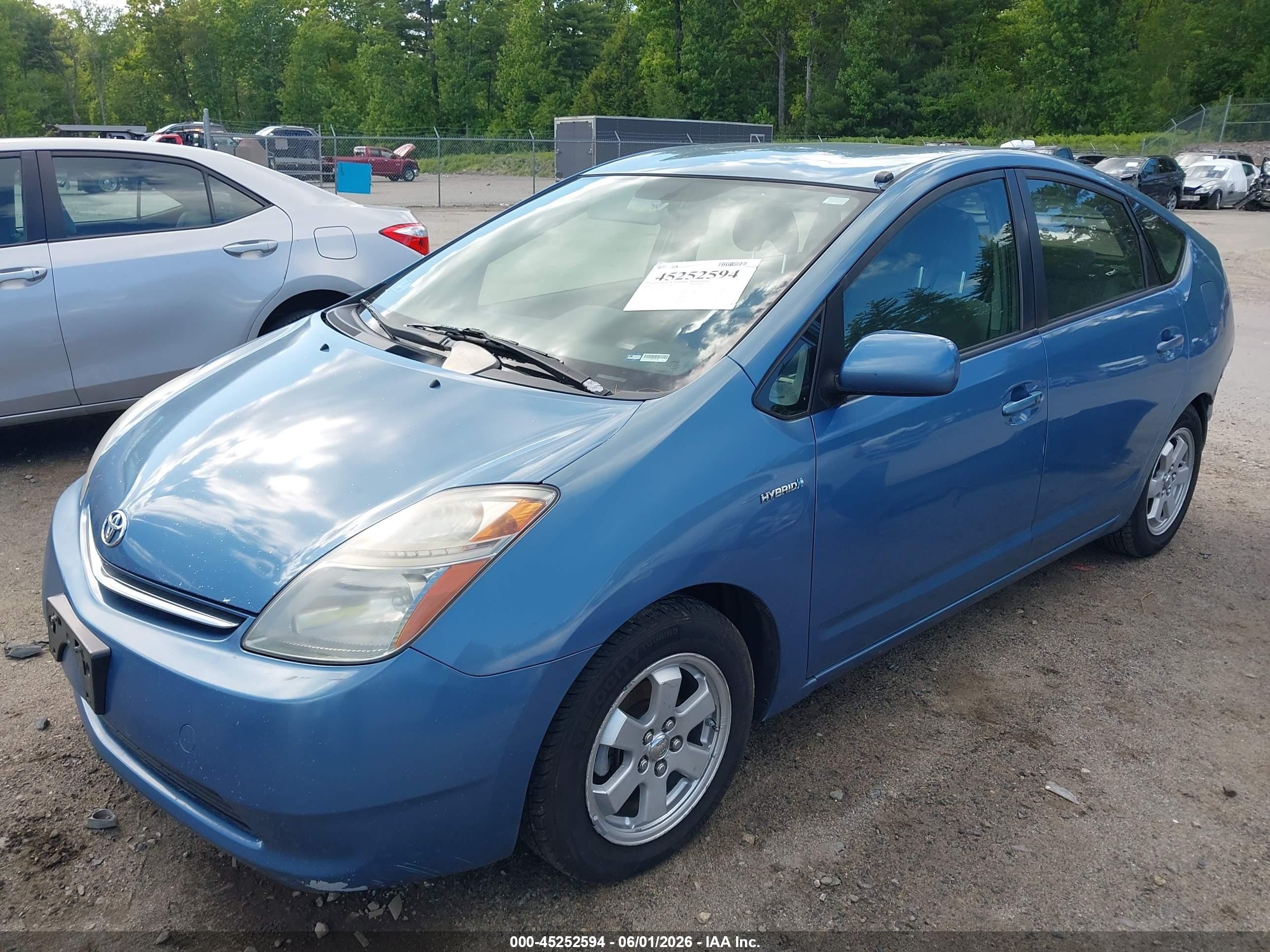 2008 Toyota Prius   Blue vin: JTDKB20U687804419