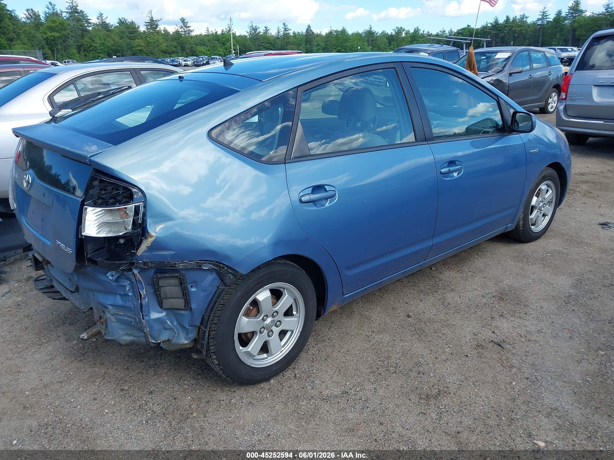 2008 Toyota Prius   Blue vin: JTDKB20U687804419