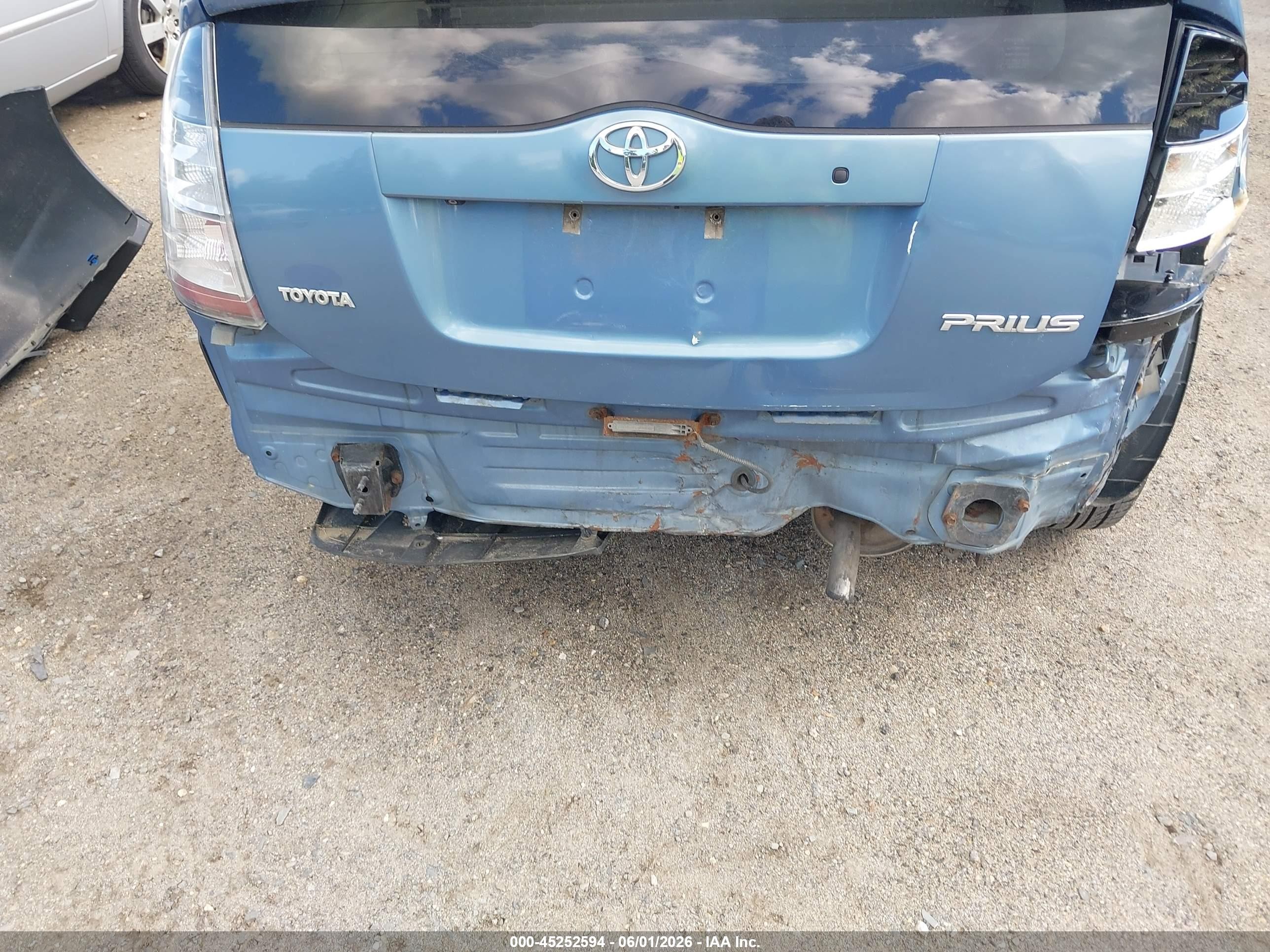 2008 Toyota Prius   Blue vin: JTDKB20U687804419