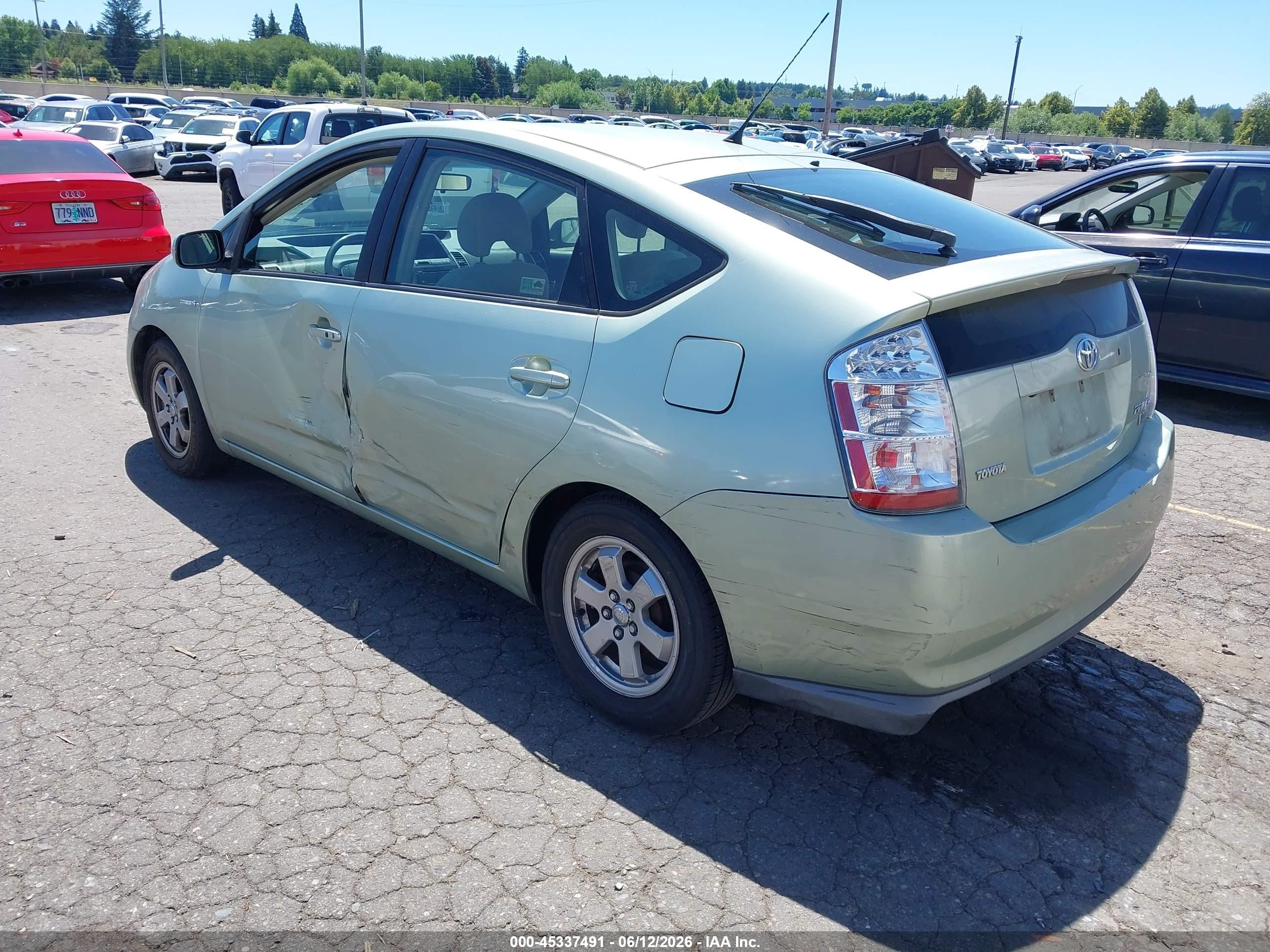 2008 Toyota Prius   Green vin: JTDKB20U687808115