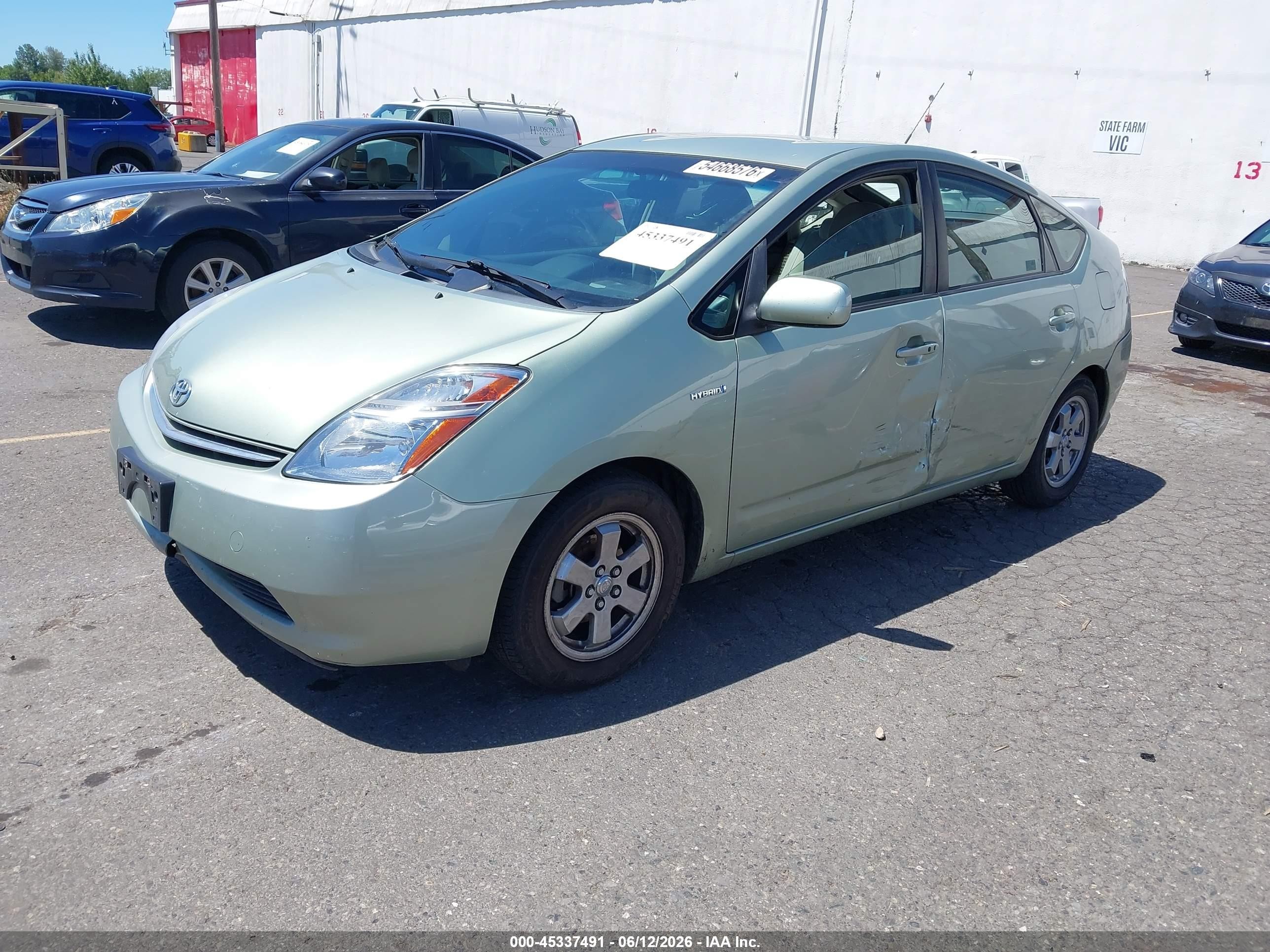 2008 Toyota Prius   Green vin: JTDKB20U687808115