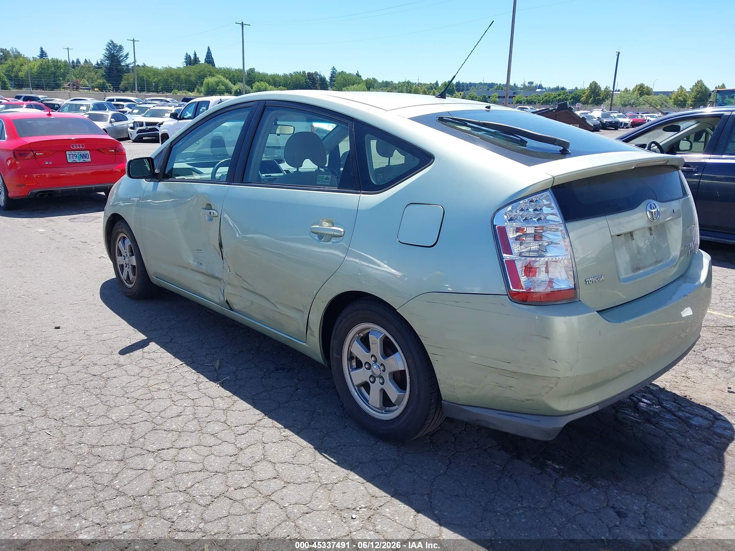 2008 Toyota Prius   Green vin: JTDKB20U687808115