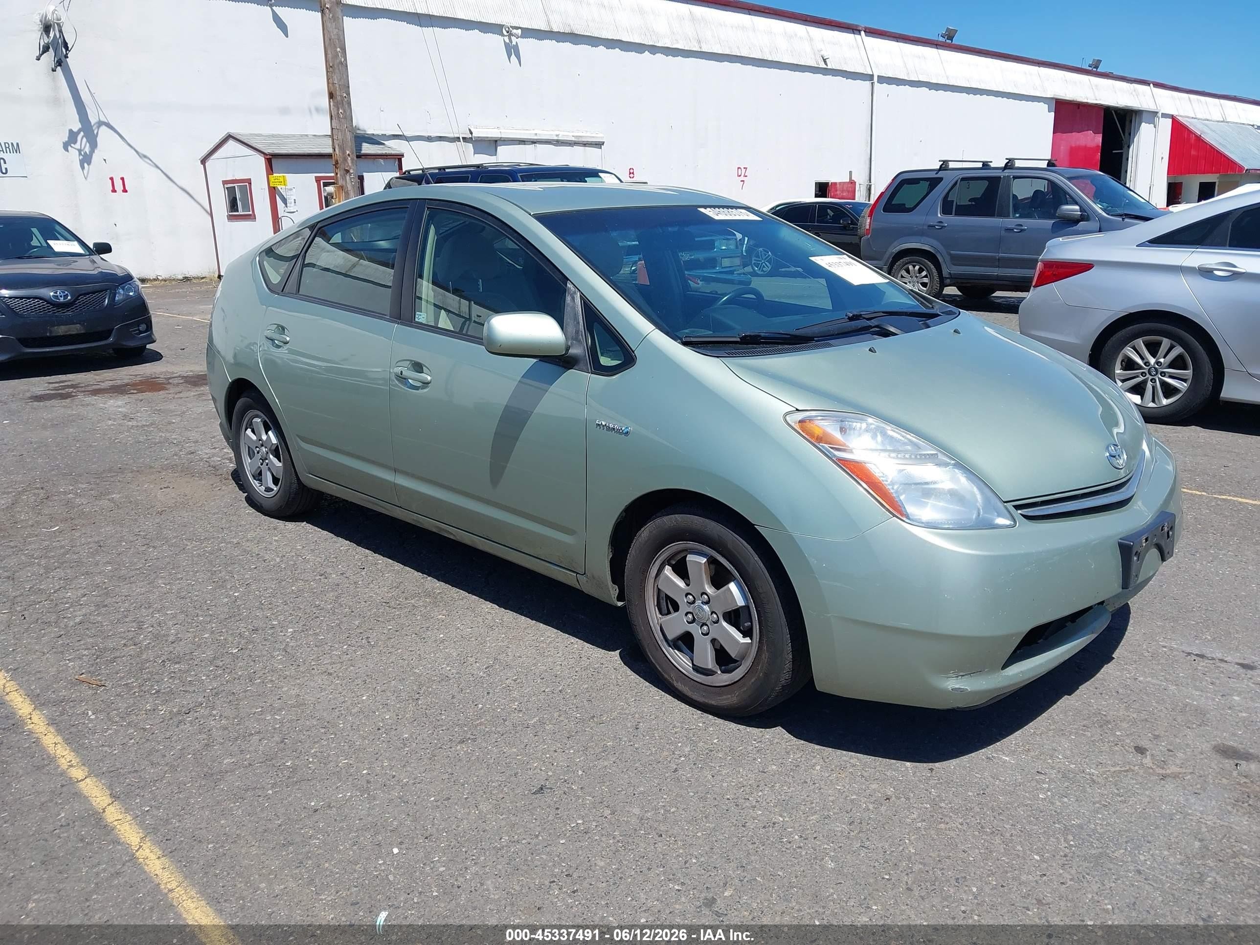 2008 Toyota Prius   Green vin: JTDKB20U687808115