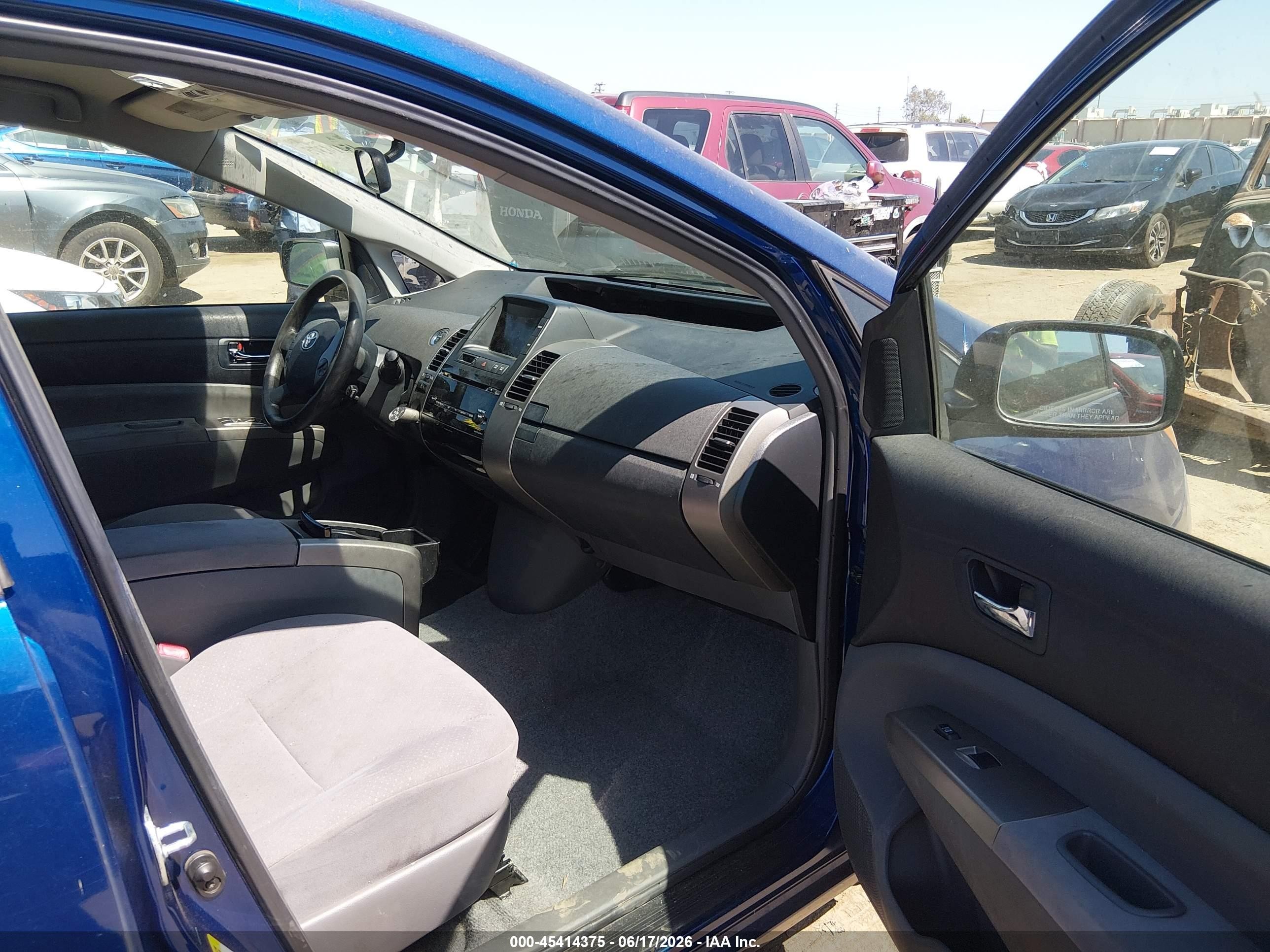 2008 Toyota Prius   Синий vin: JTDKB20U687818434