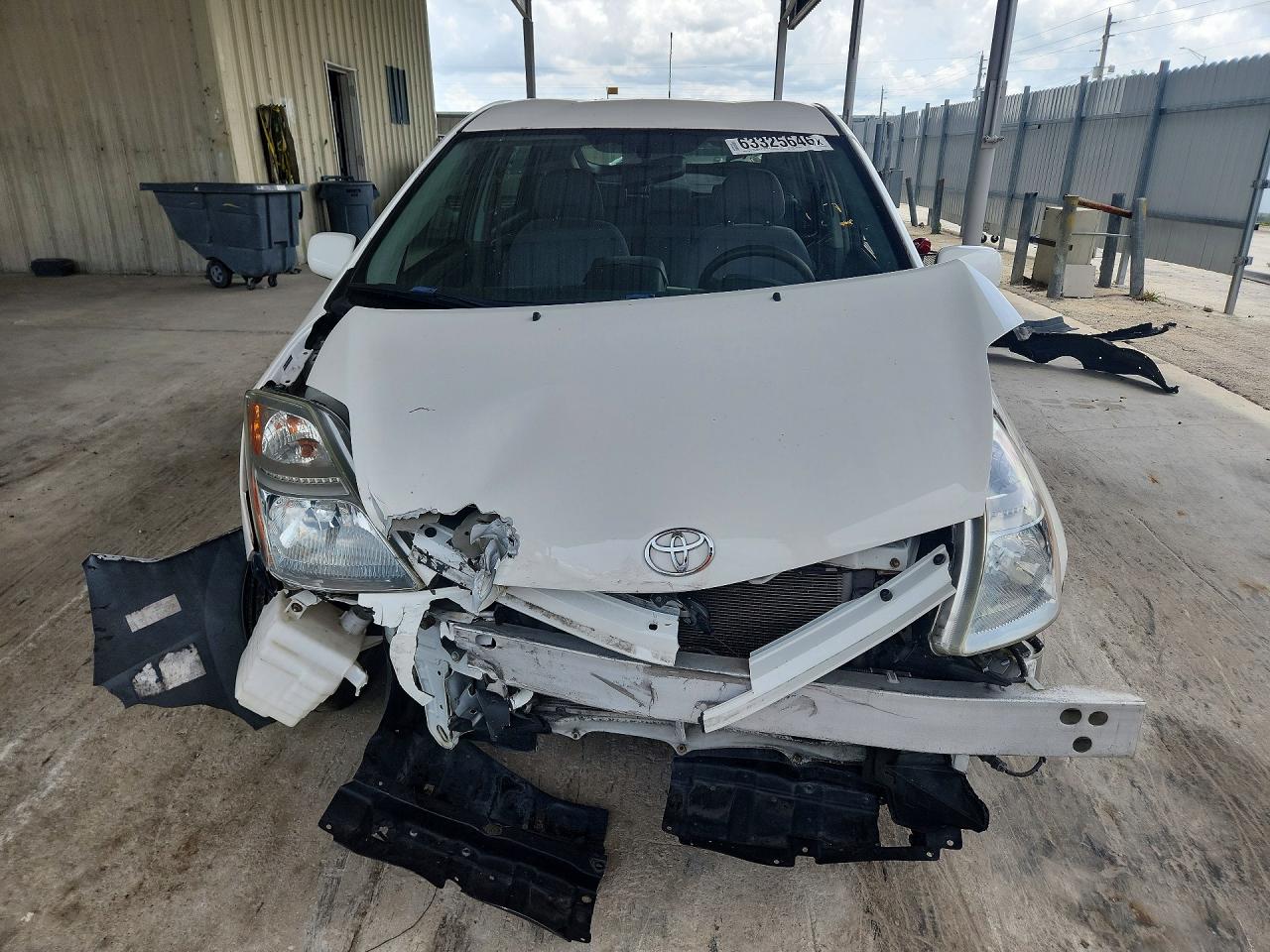 2009 Toyota Prius Base White vin: JTDKB20U693506817