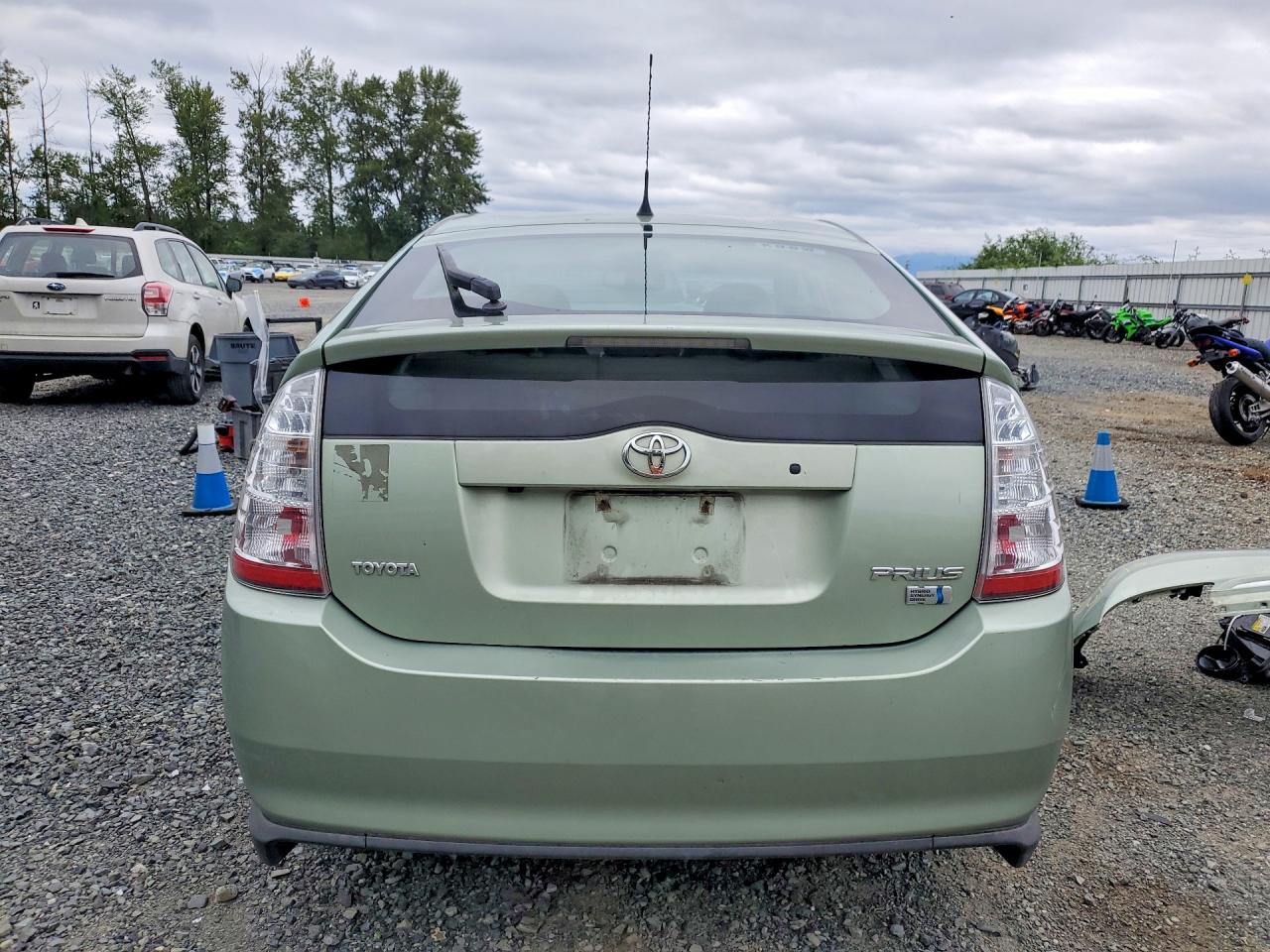 2009 Toyota Prius Base Зеленый vin: JTDKB20U693509541
