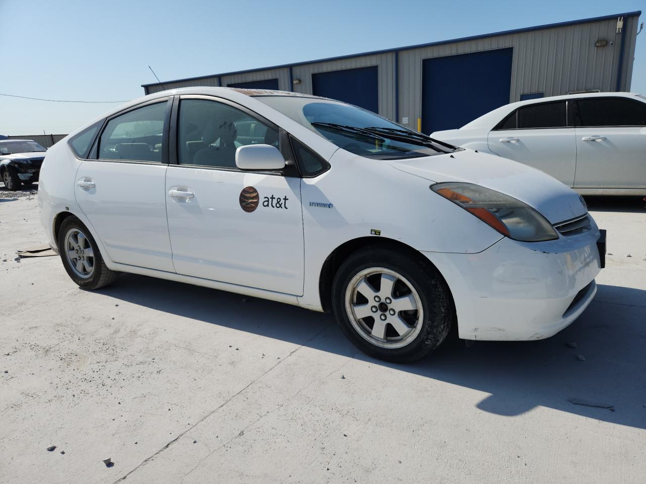 2009 Toyota Prius Base Белый vin: JTDKB20U693518336 Damage: Overall Vehicle, De-Identify, Removal Required