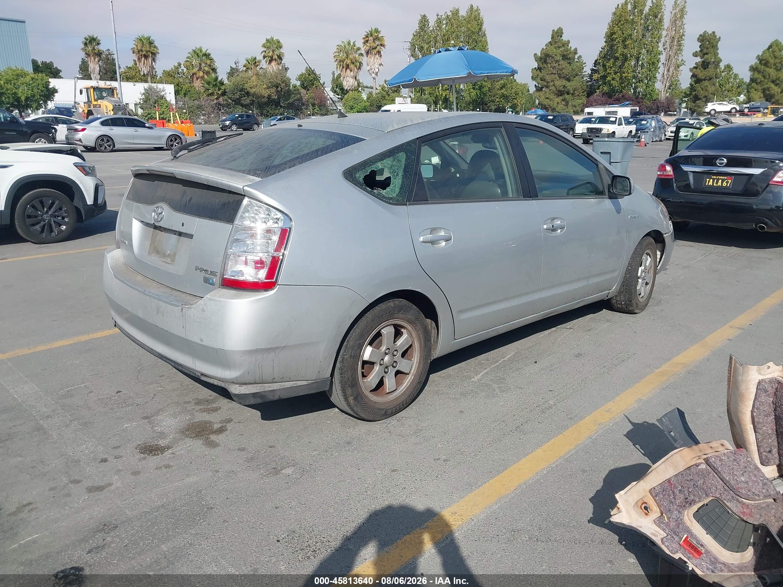 2009 Toyota Prius Silver vin: JTDKB20U697864380