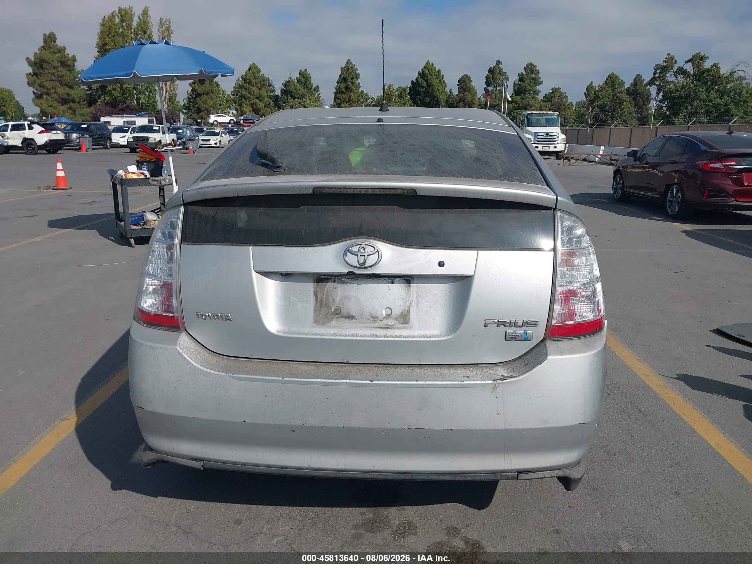2009 Toyota Prius Silver vin: JTDKB20U697864380