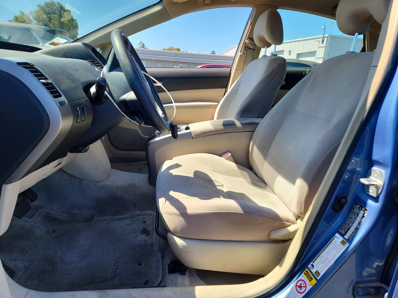 2004 Toyota Prius Base Blue vin: JTDKB20U740010337