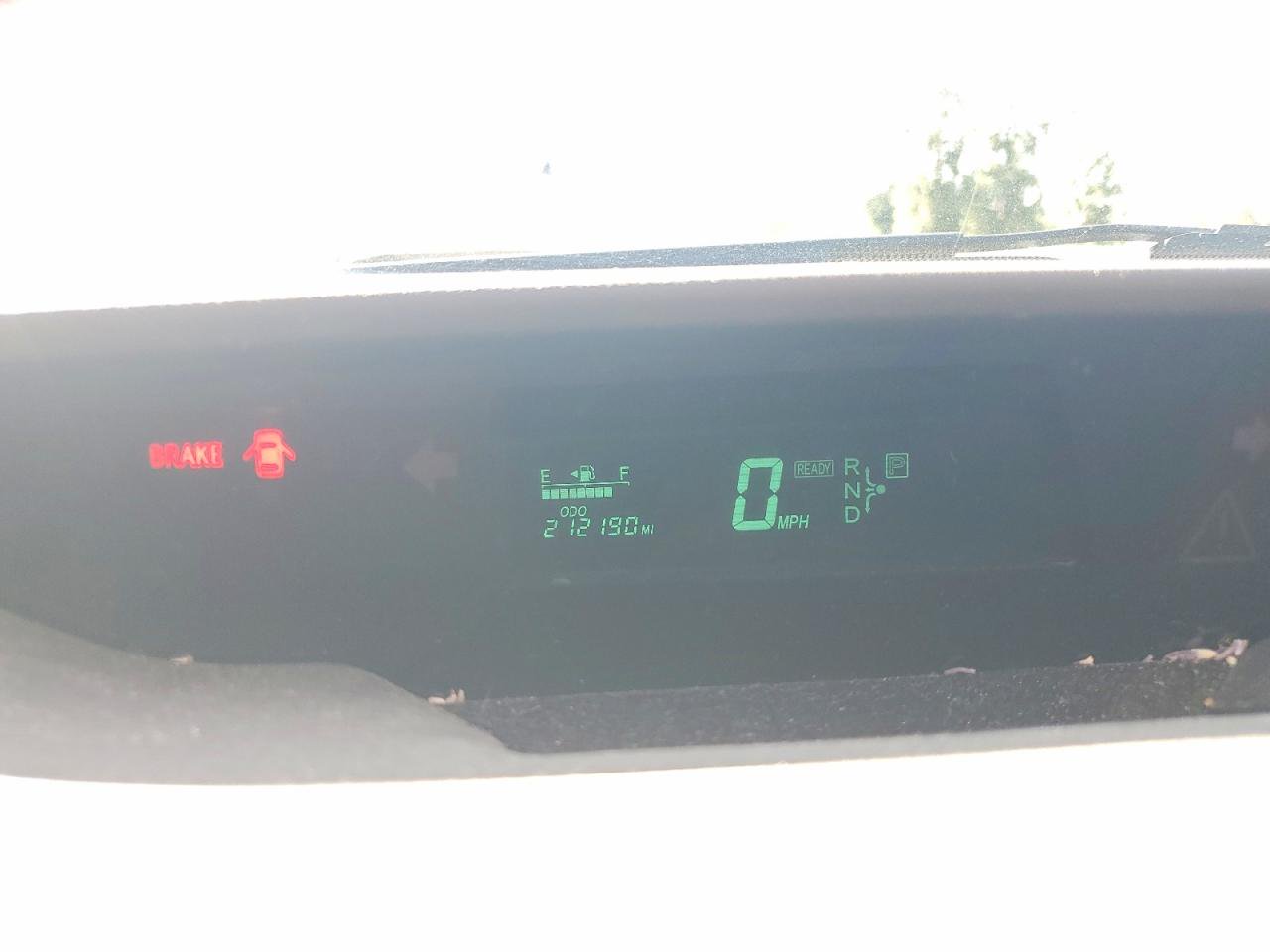 2004 Toyota Prius Red vin: JTDKB20U740018325