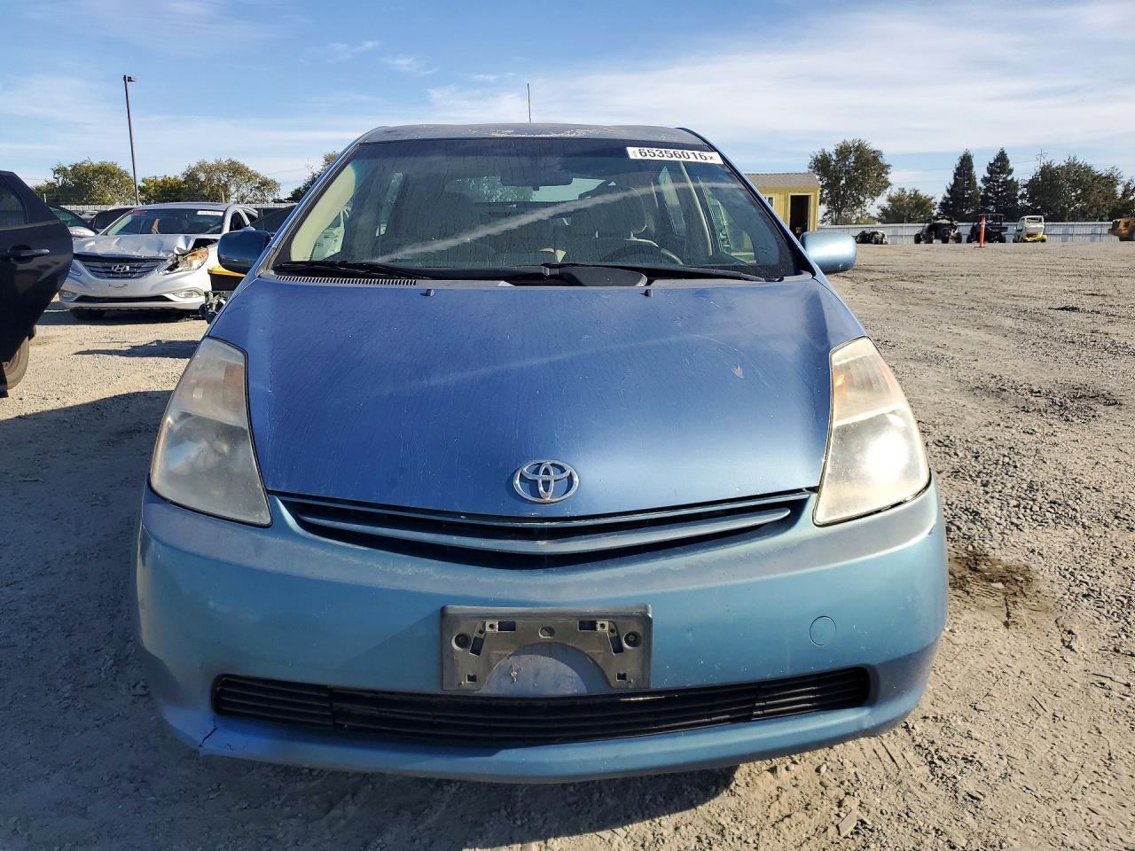 2004 Toyota Prius Base Blue vin: JTDKB20U740027428