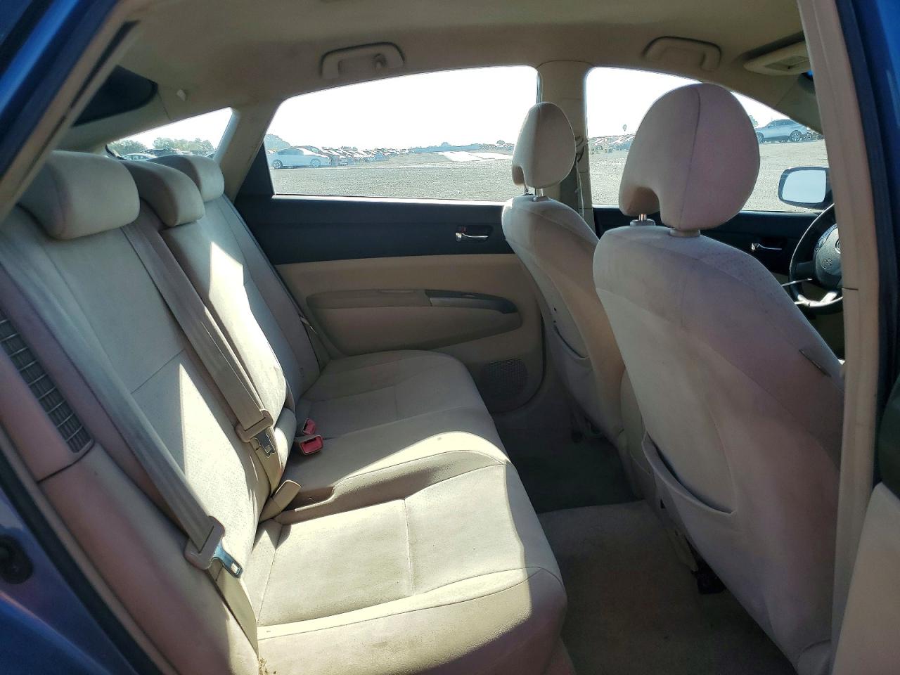 2004 Toyota Prius Base Blue vin: JTDKB20U740027428