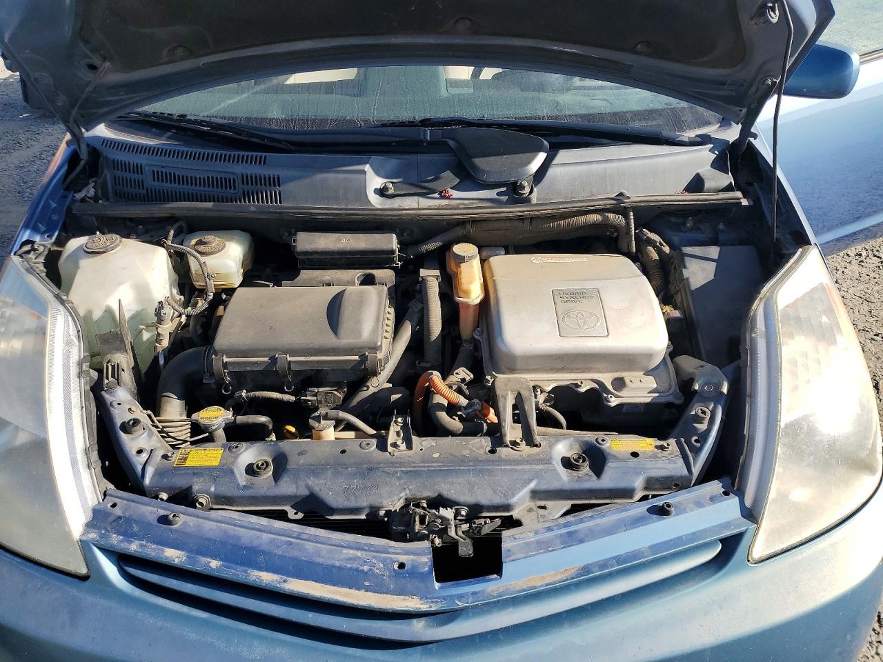 2004 Toyota Prius Base Blue vin: JTDKB20U740027428