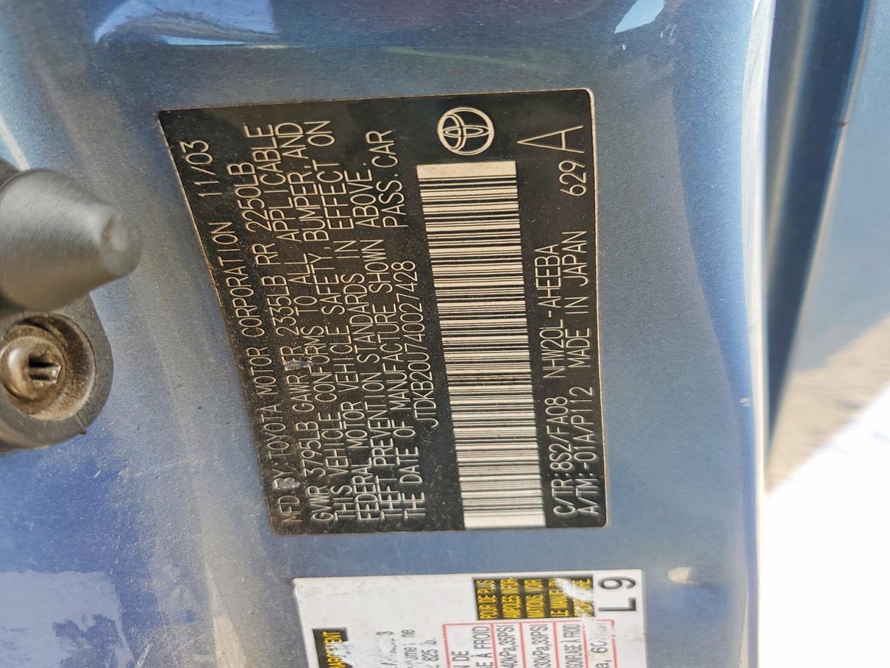 2004 Toyota Prius Base Blue vin: JTDKB20U740027428
