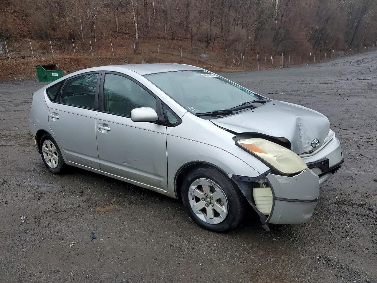 2004 Toyota Prius Base Серебряный vin: JTDKB20U740034685