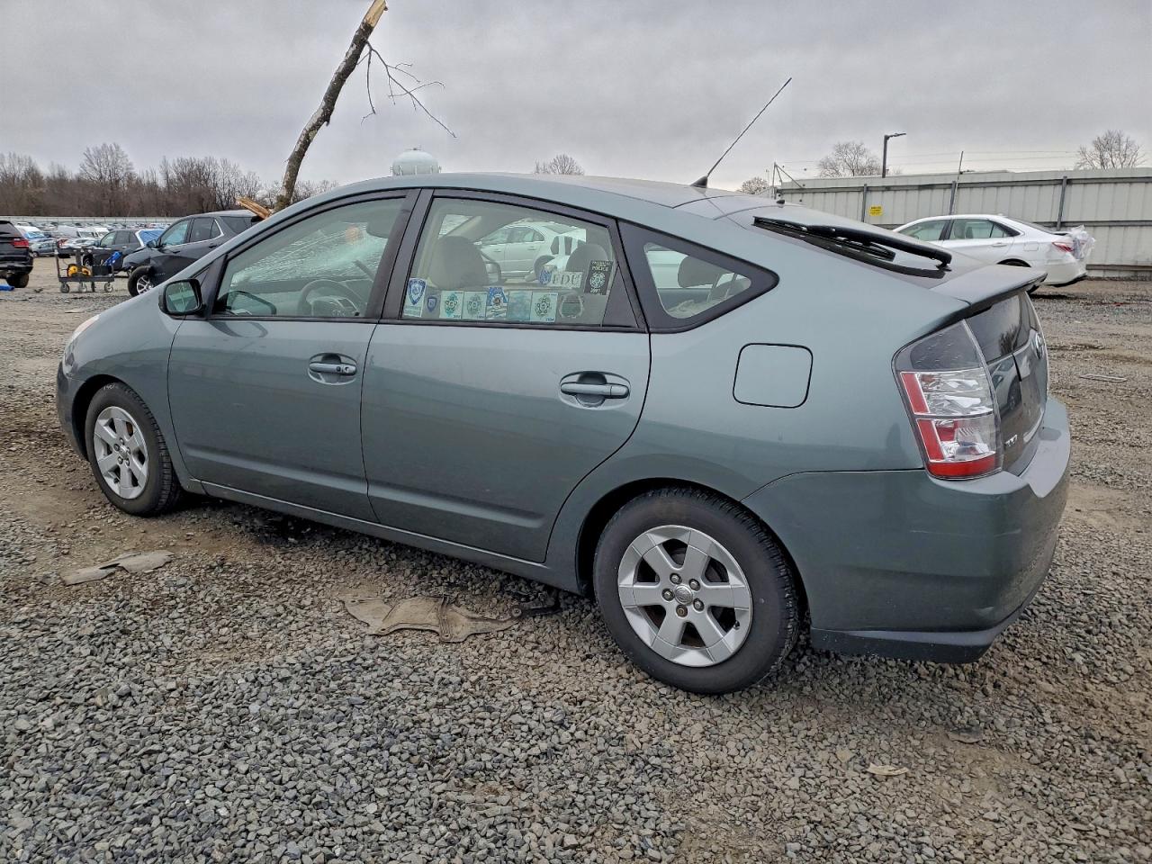 2004 Toyota Prius Green vin: JTDKB20U740042270
