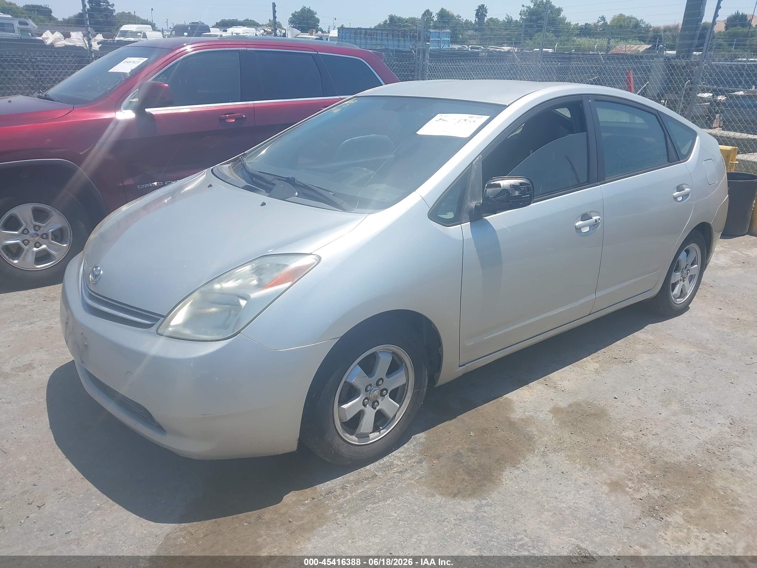 2005 Toyota Prius   Gray vin: JTDKB20U750128115