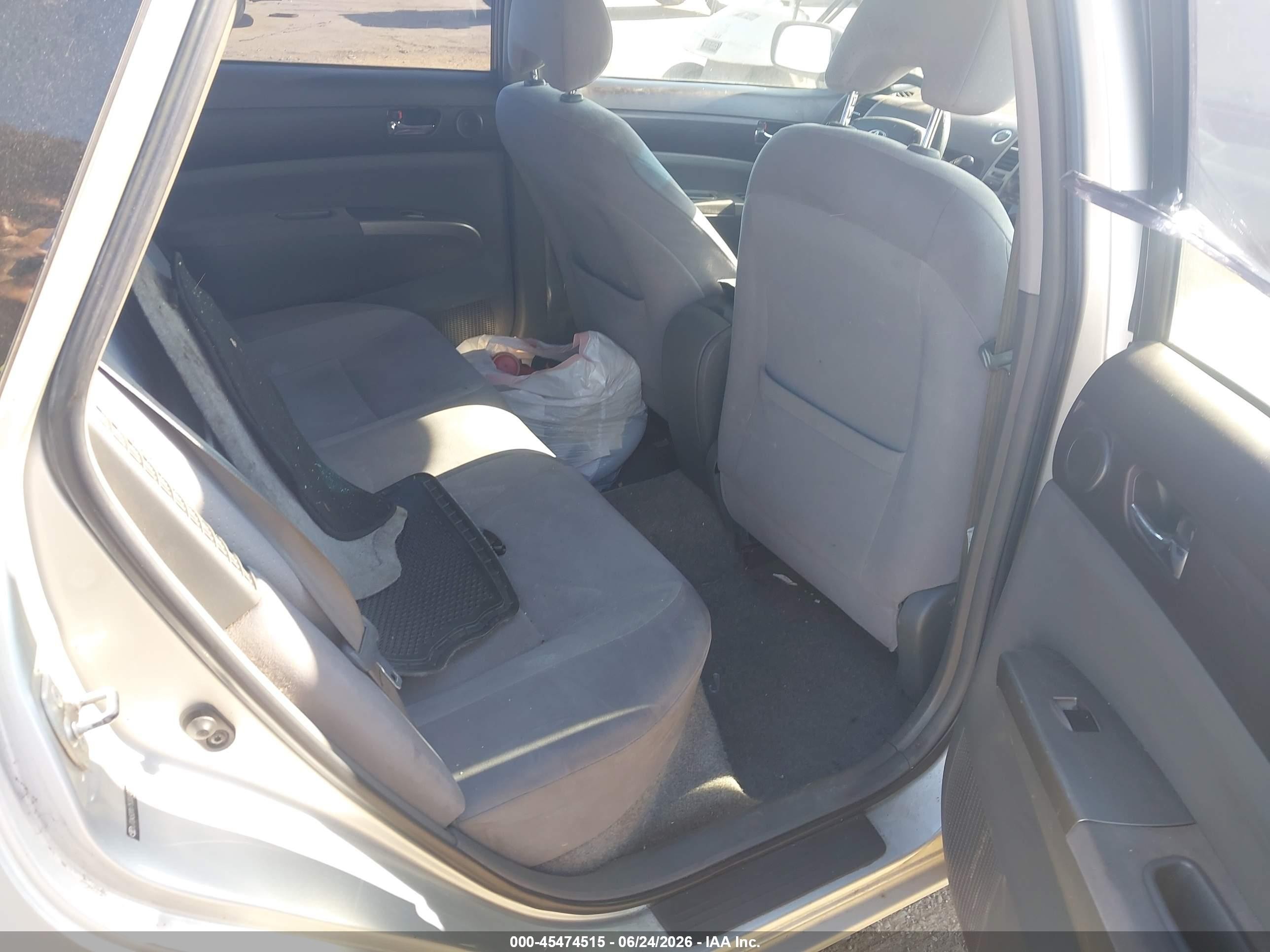 2005 Toyota Prius   Silver vin: JTDKB20U753004232
