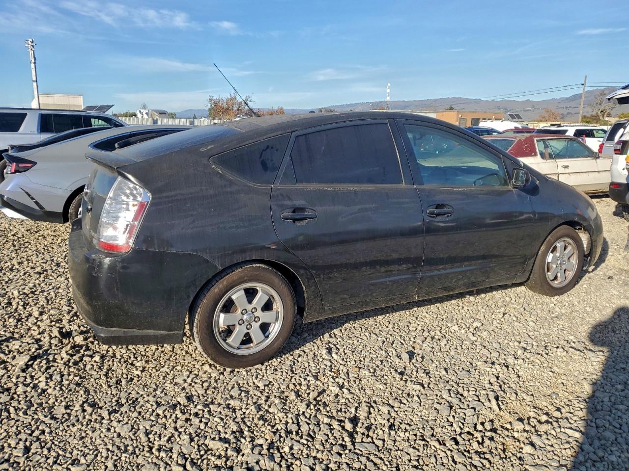 2005 Toyota Prius Black vin: JTDKB20U753034105