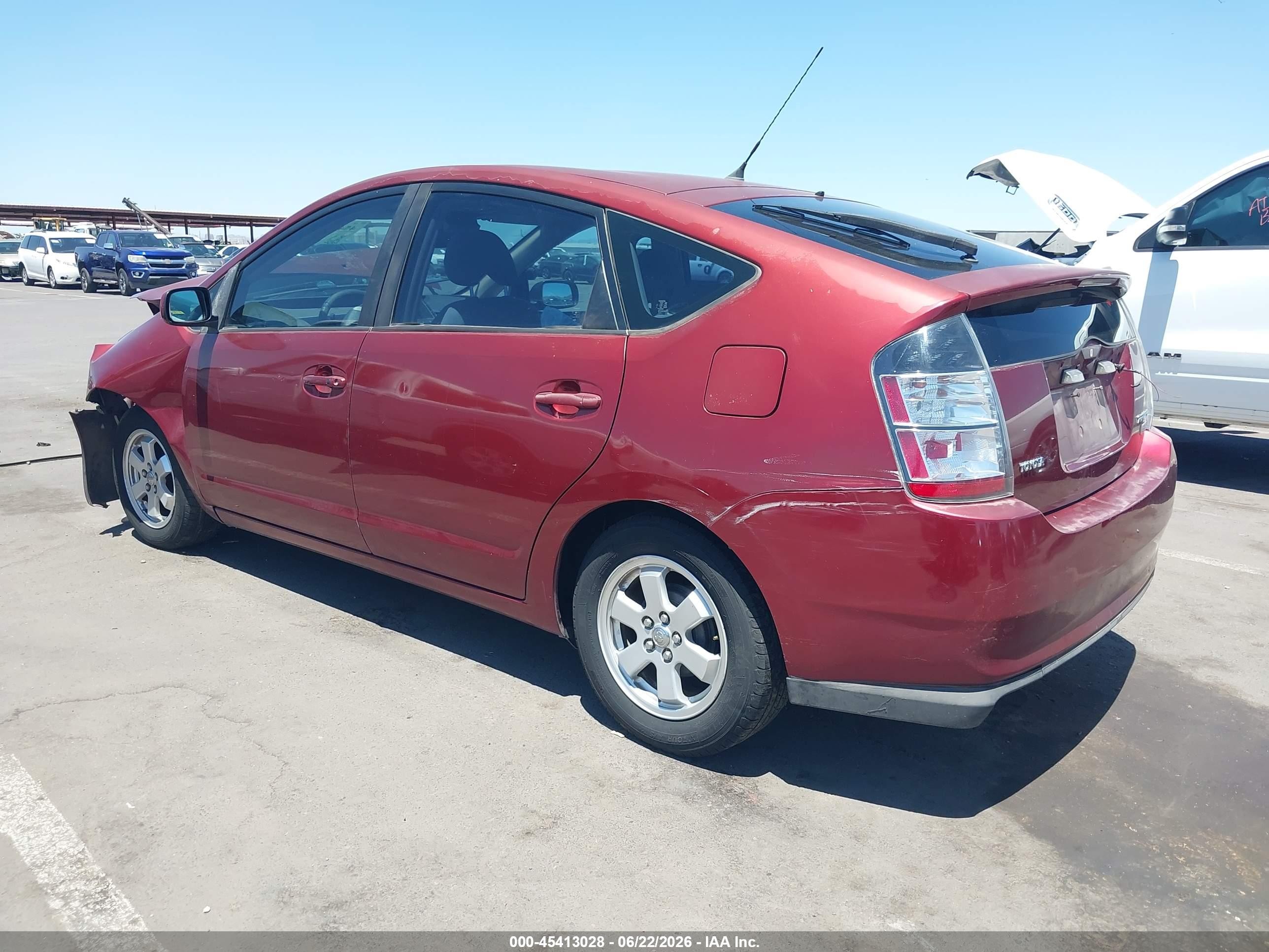 2005 Toyota Prius   Red vin: JTDKB20U753037098