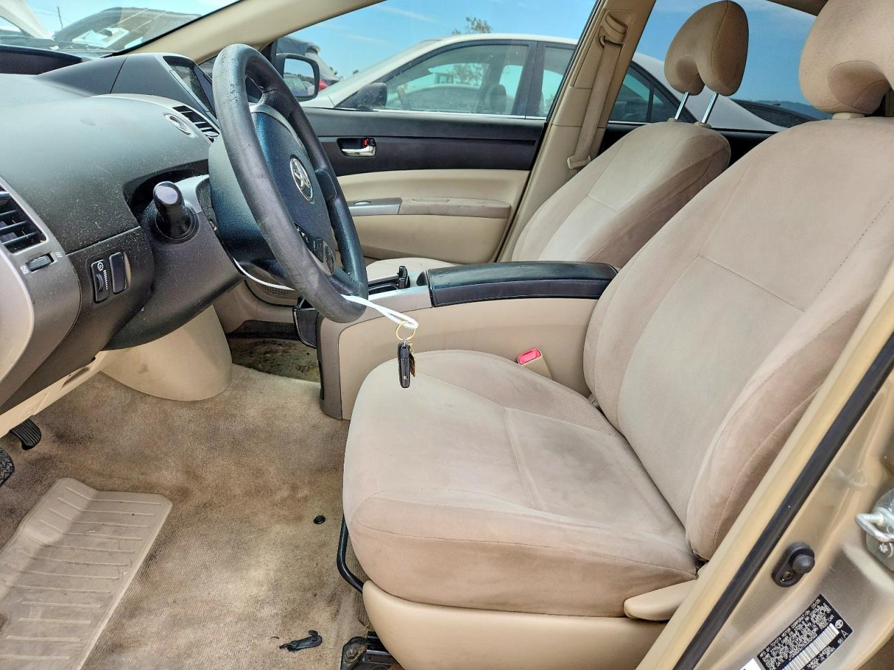 2005 Toyota Prius Base Tan vin: JTDKB20U753052622