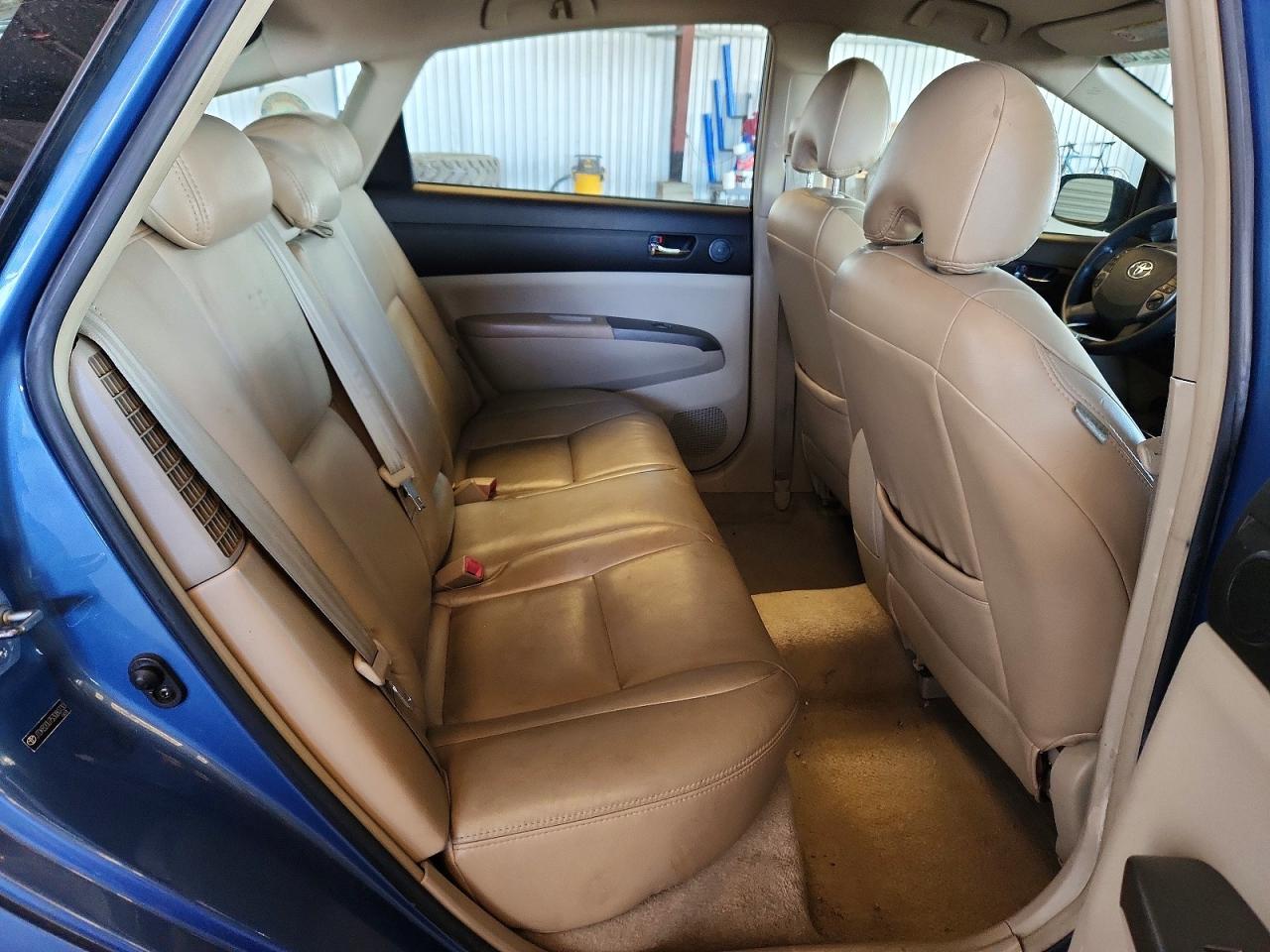 2005 Toyota Prius Base Синий vin: JTDKB20U753080730