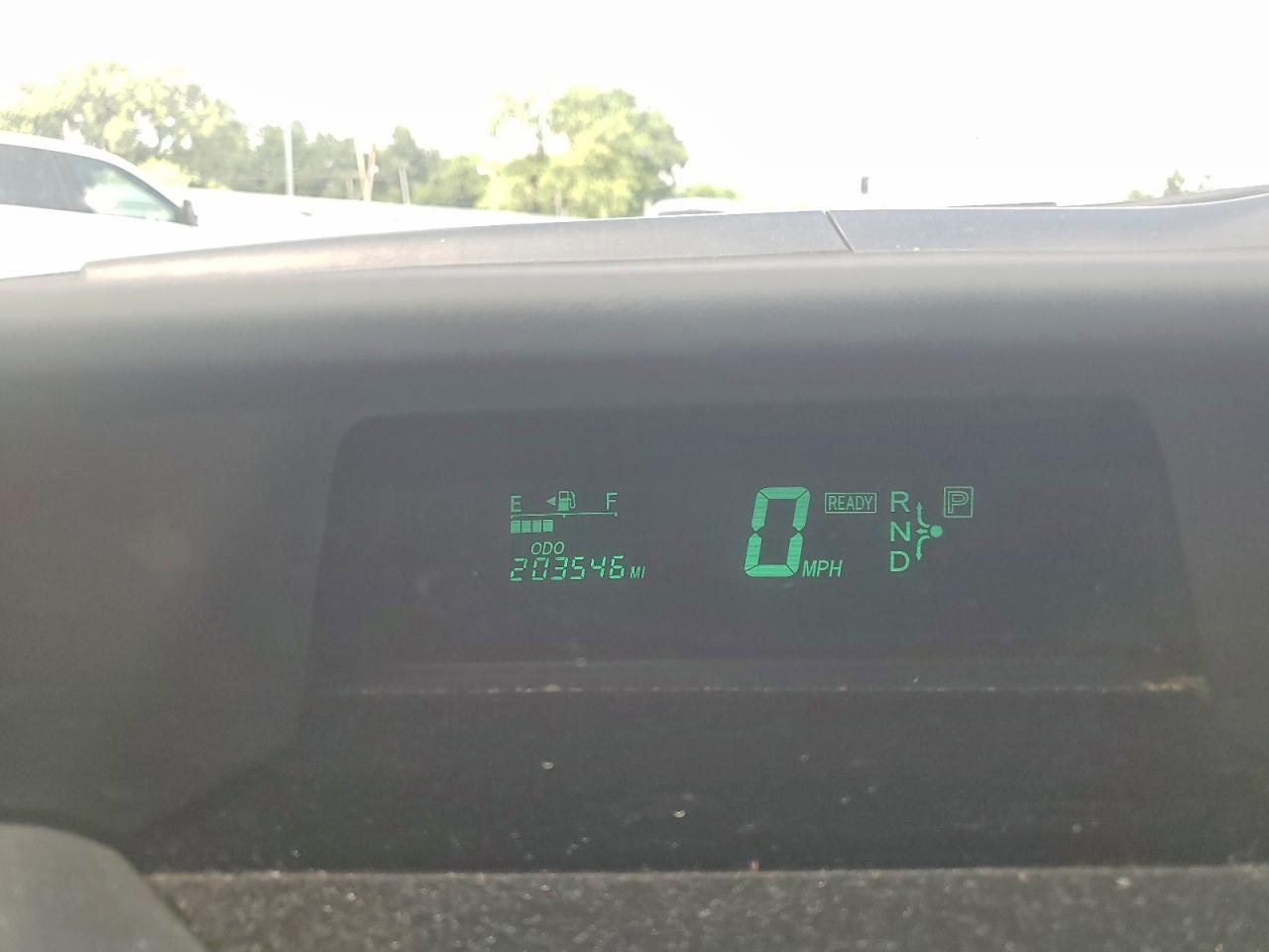 2005 Toyota Prius Base White vin: JTDKB20U753090710