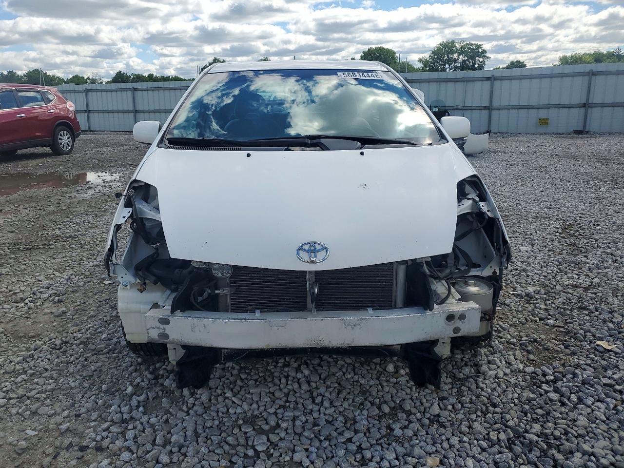 2005 Toyota Prius Base White vin: JTDKB20U753090710