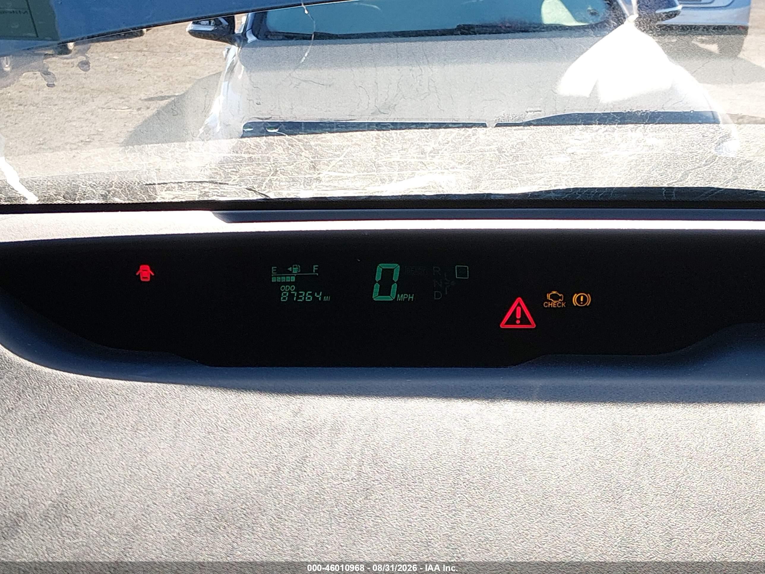 2005 Toyota Prius   Серебряный vin: JTDKB20U753101561