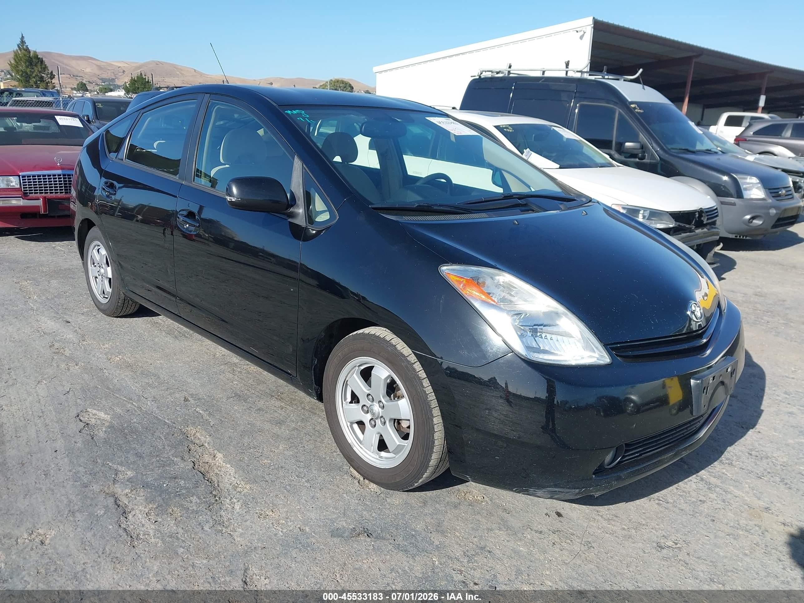 2005 Toyota Prius   Black vin: JTDKB20U753104654