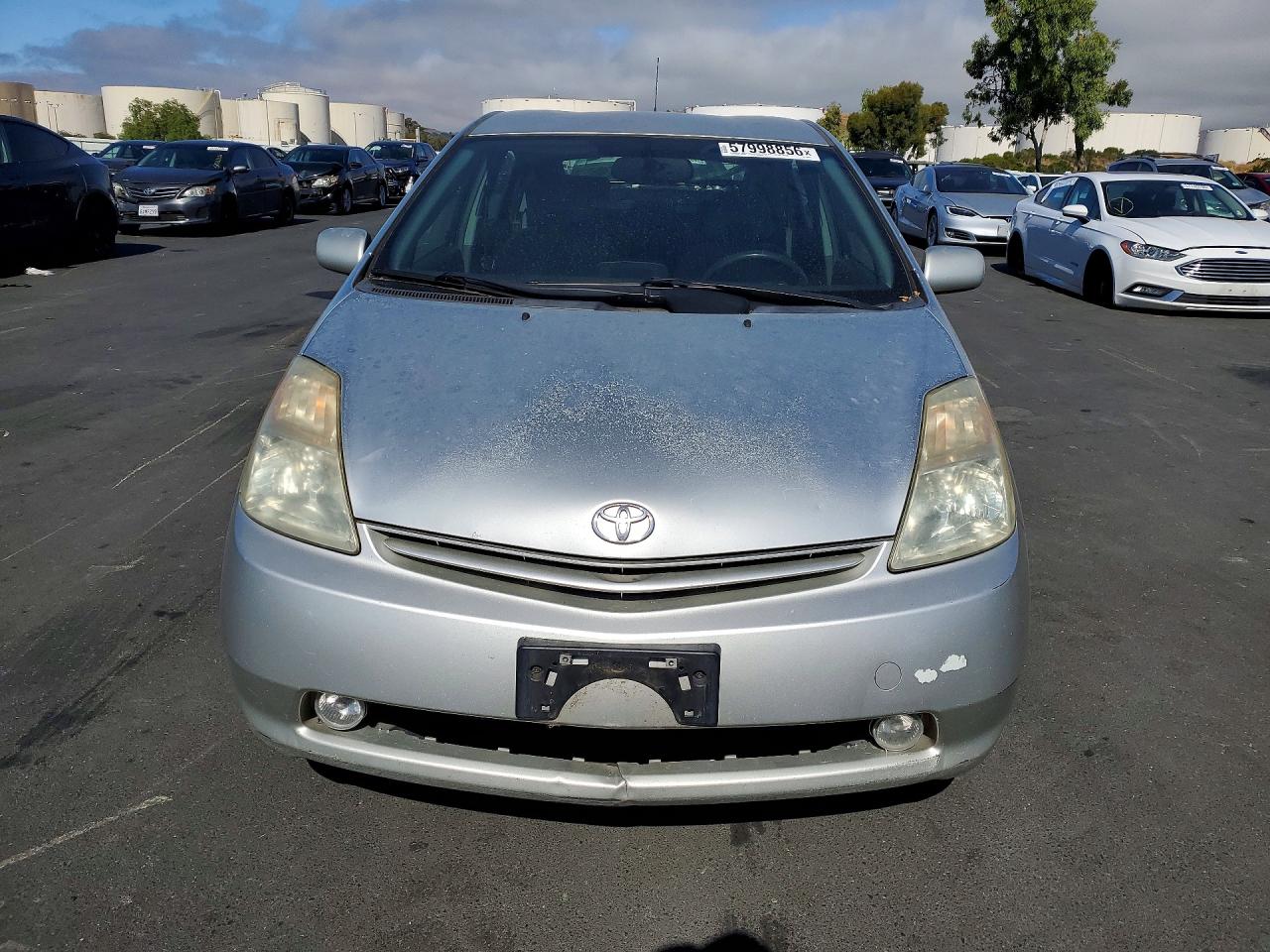 2005 Toyota Prius Base Silver vin: JTDKB20U753105884
