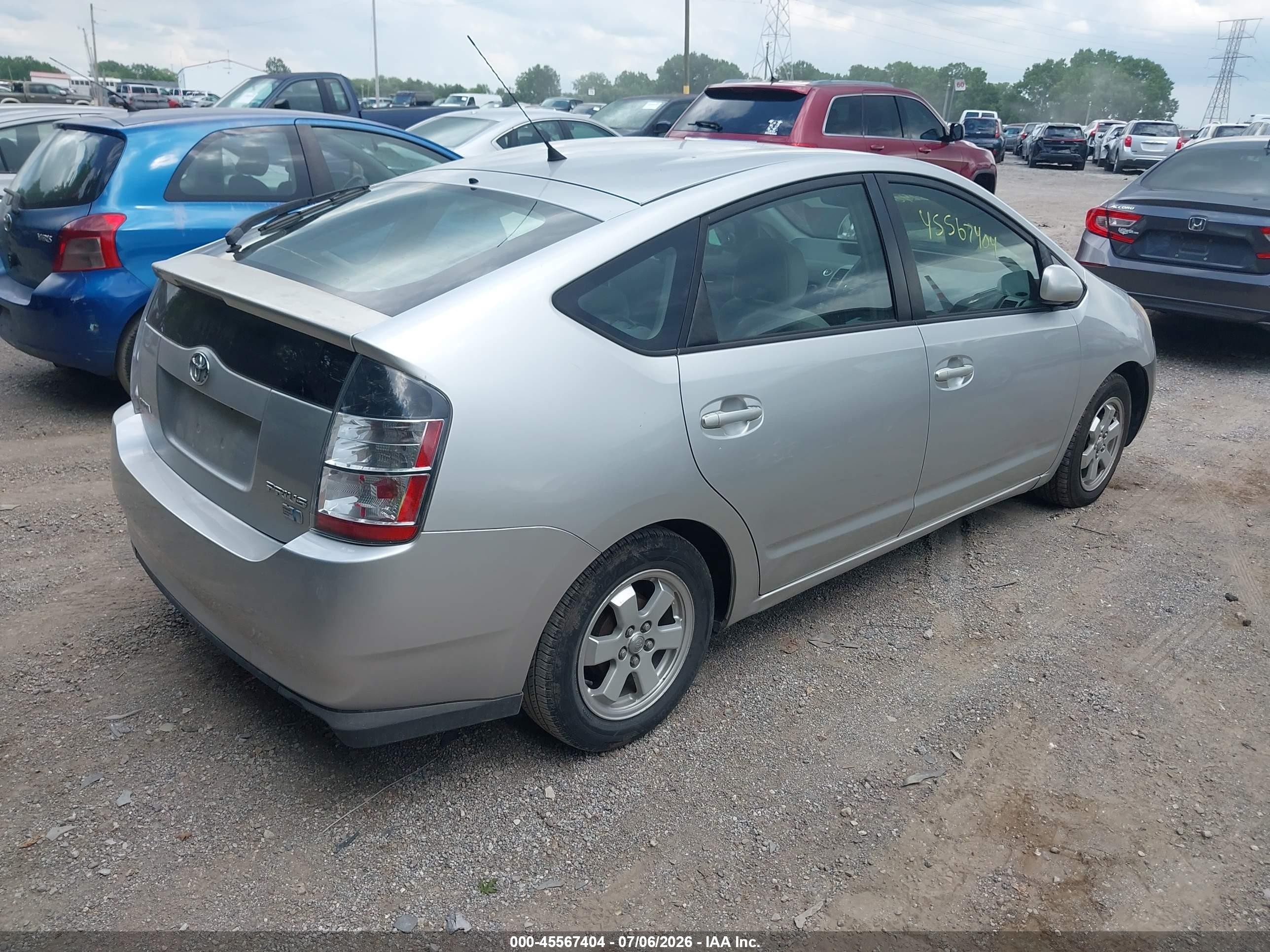 2005 Toyota Prius   Silver vin: JTDKB20U757033013