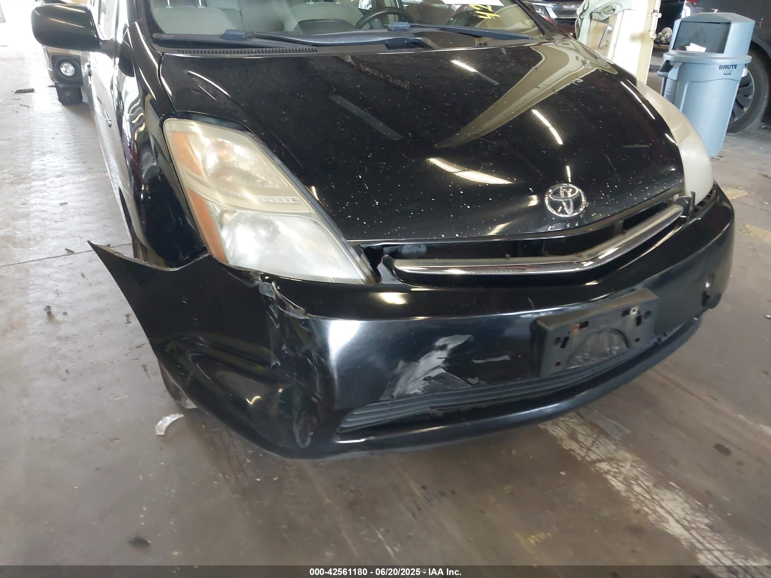 2006 Toyota Prius   Black vin: JTDKB20U763173488