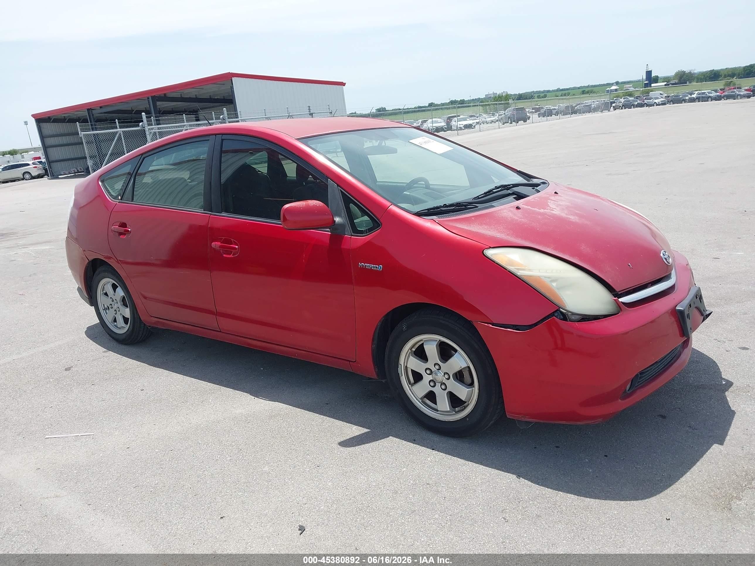 2006 Toyota Prius   Red vin: JTDKB20U767063968