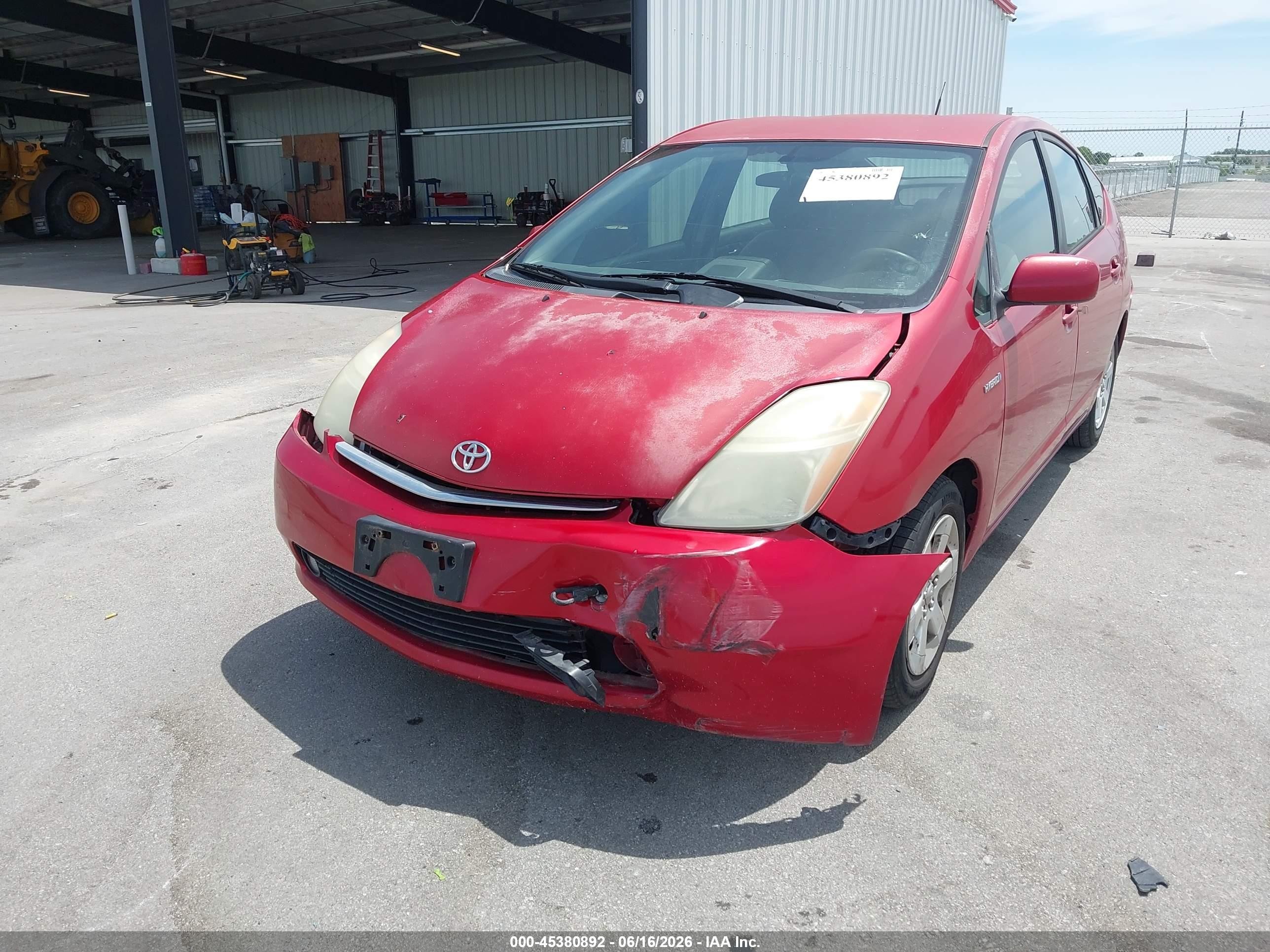 2006 Toyota Prius   Red vin: JTDKB20U767063968