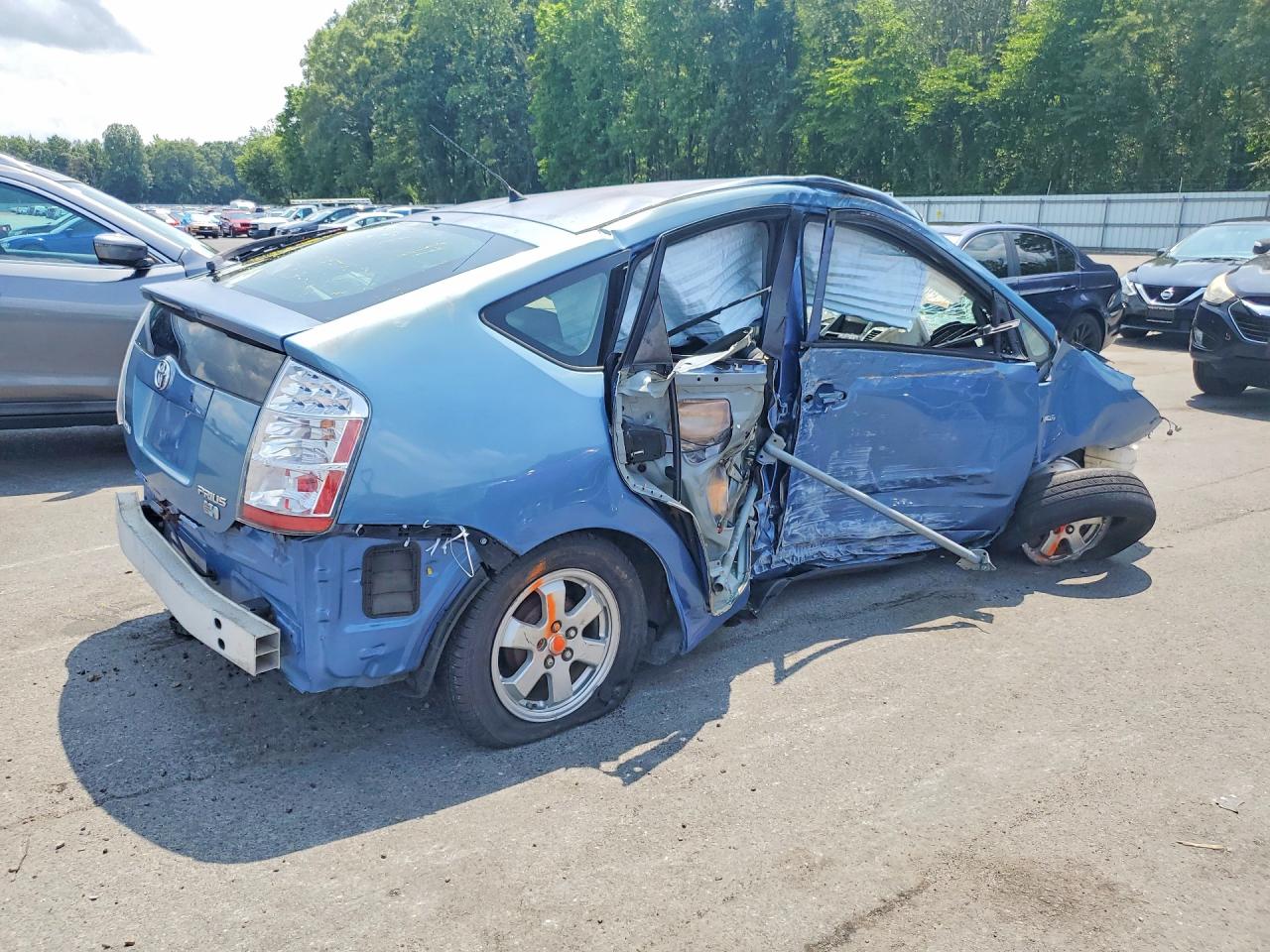 2006 Toyota Prius Base Blue vin: JTDKB20U767075781