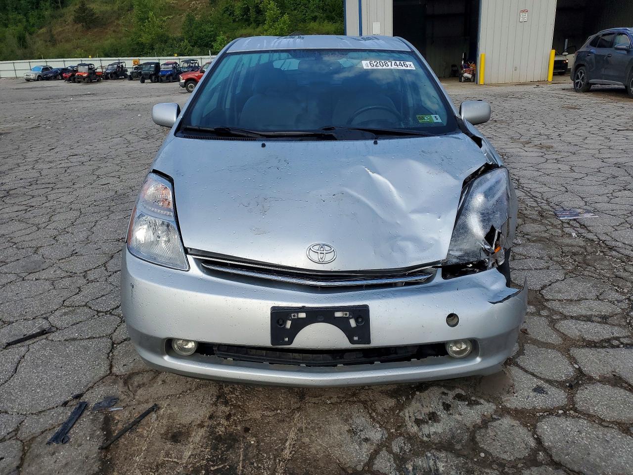 2006 Toyota Prius Base Silver vin: JTDKB20U767082486