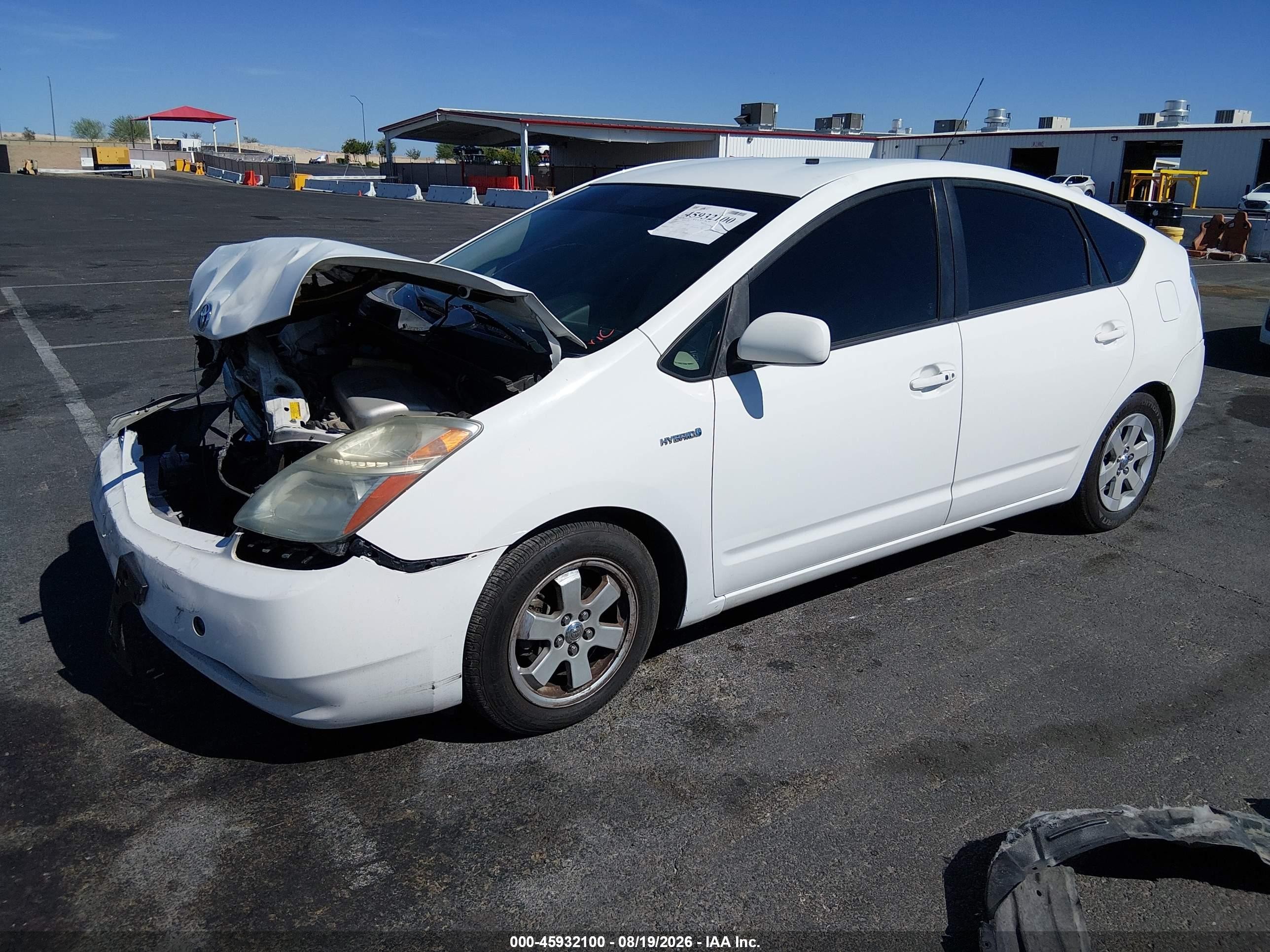 2006 Toyota Prius   White vin: JTDKB20U767526711